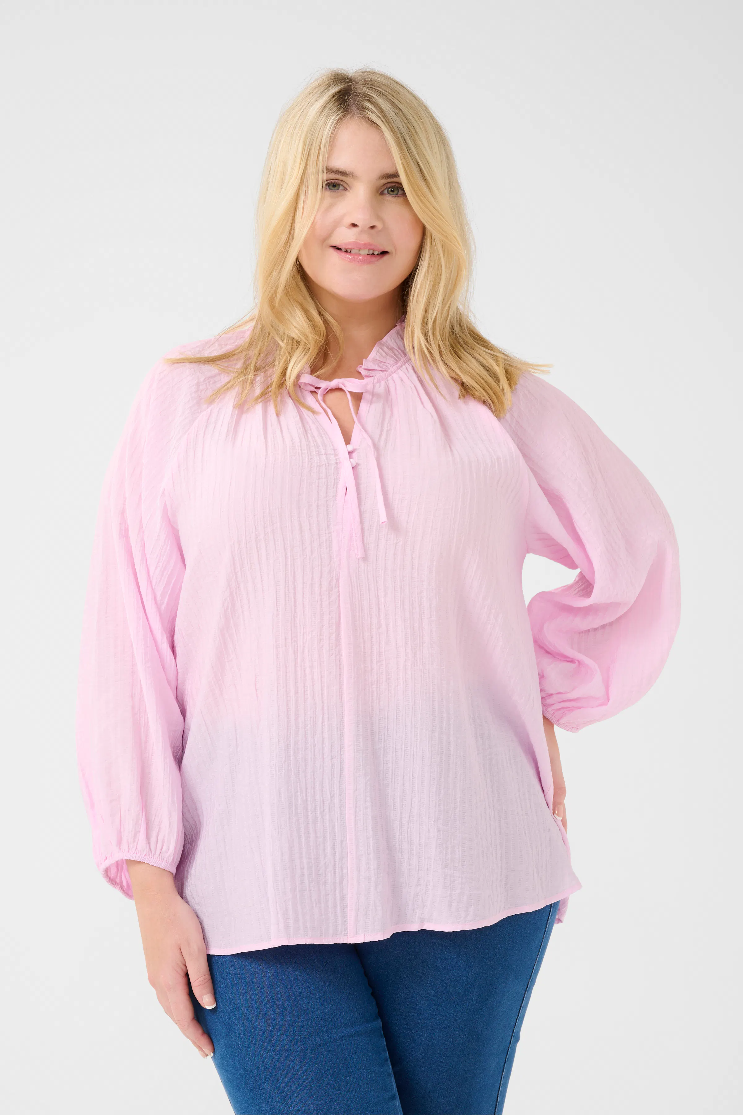 KClinna Blus LOOKBOOK FRONT 10582870-133405