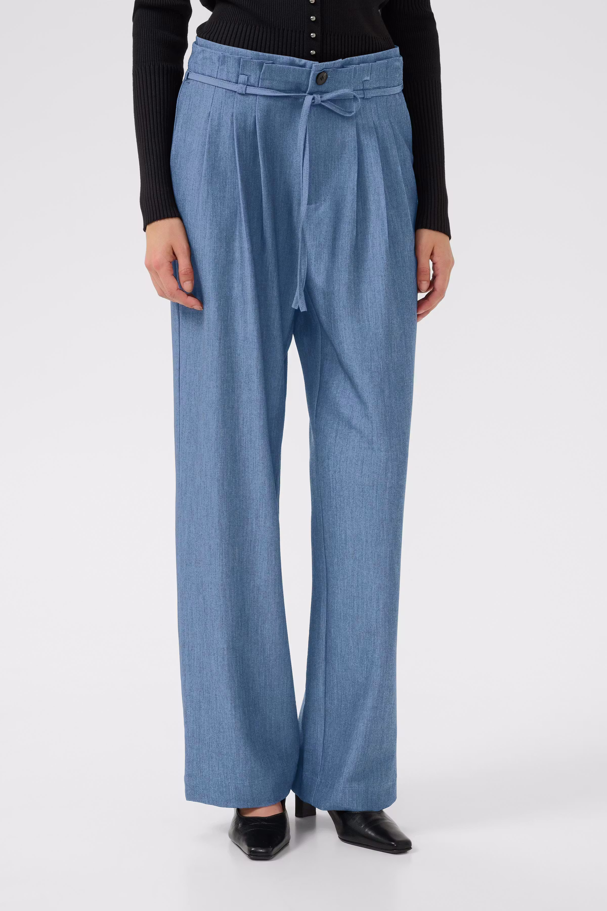 KBRo Bukser LOOKBOOK FRONT 10105736-183922