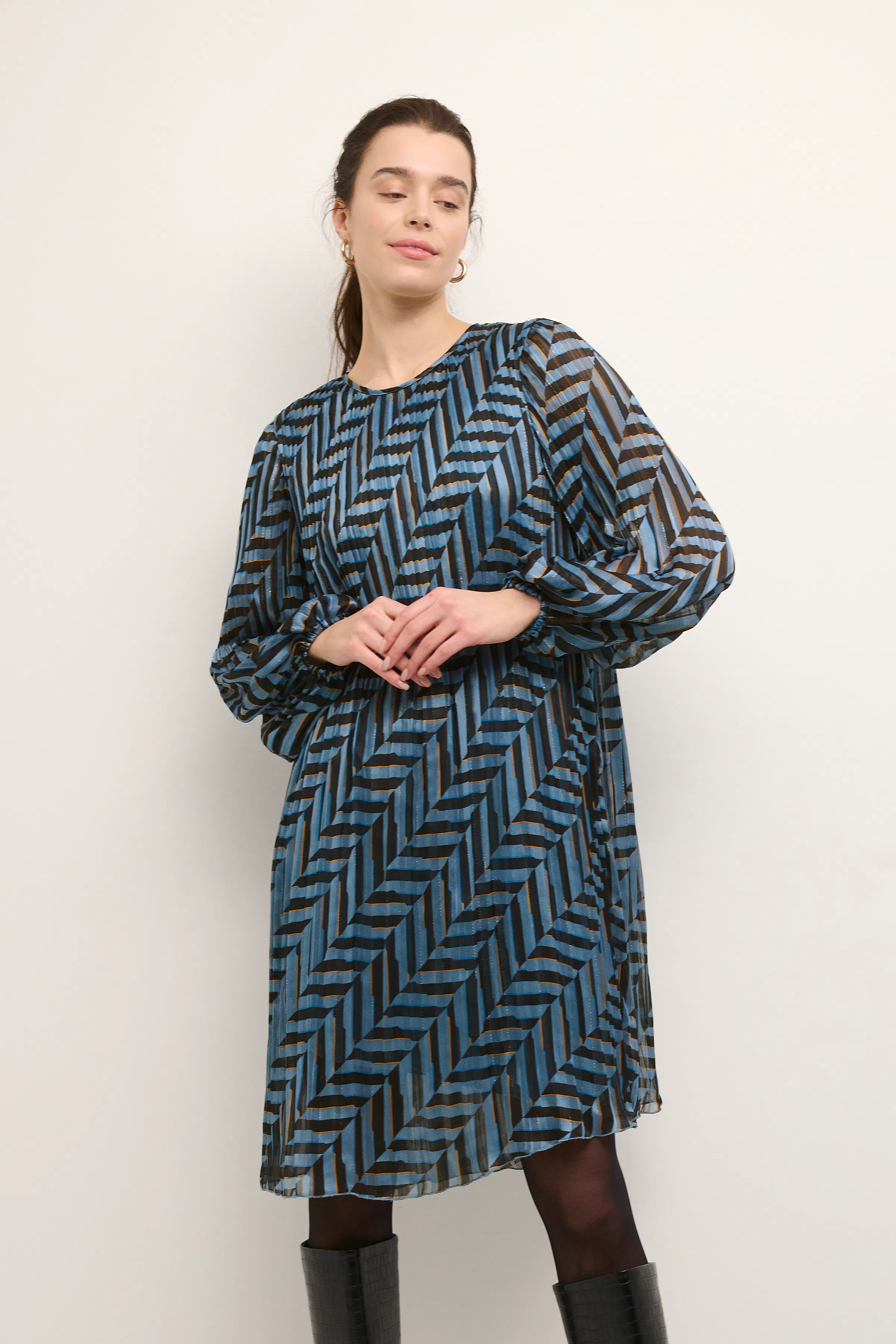 CRVilda Klänning LOOKBOOK FRONT 10610795-103601