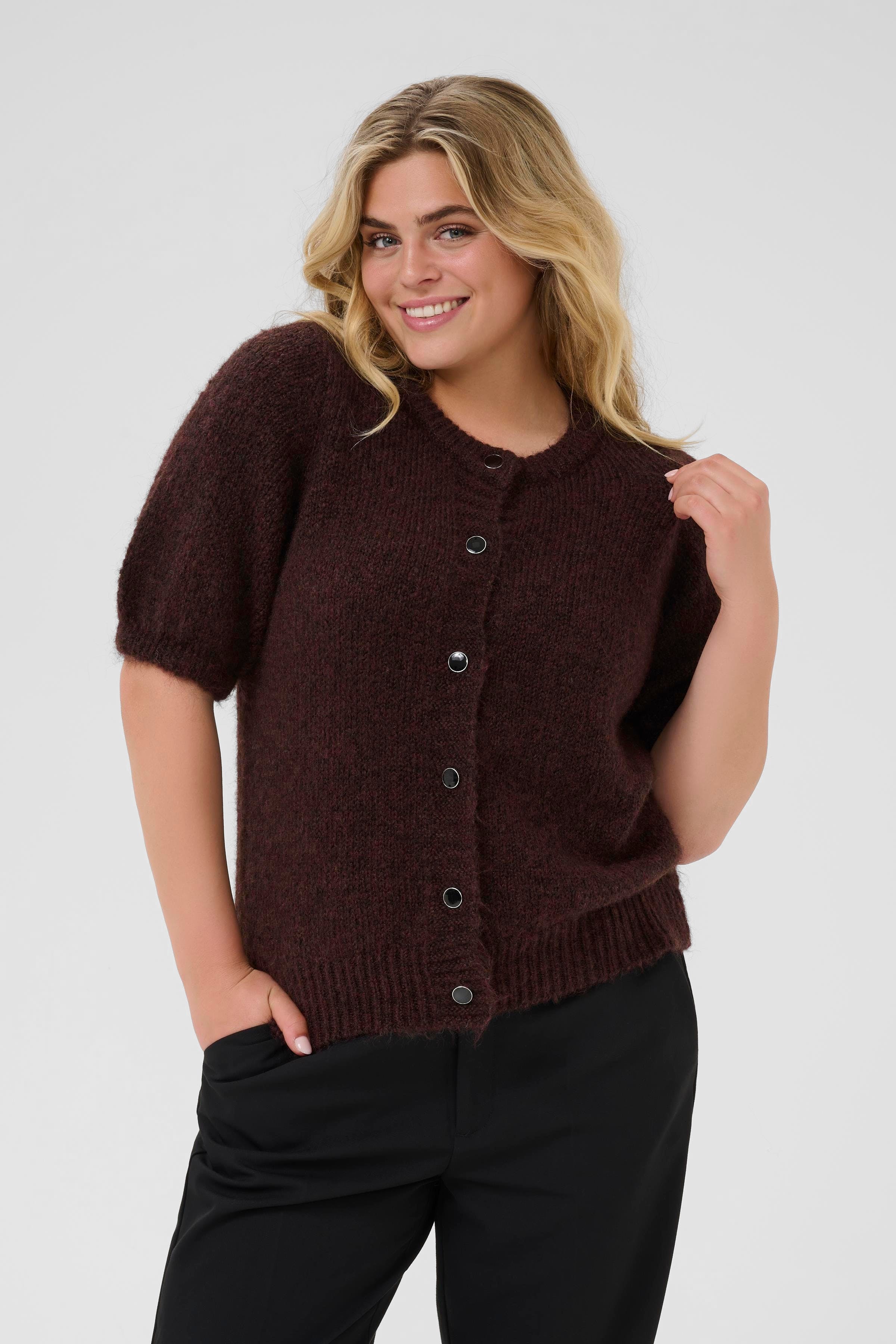 KCemilia Cardigan LOOKBOOK FRONT 10583437-191619