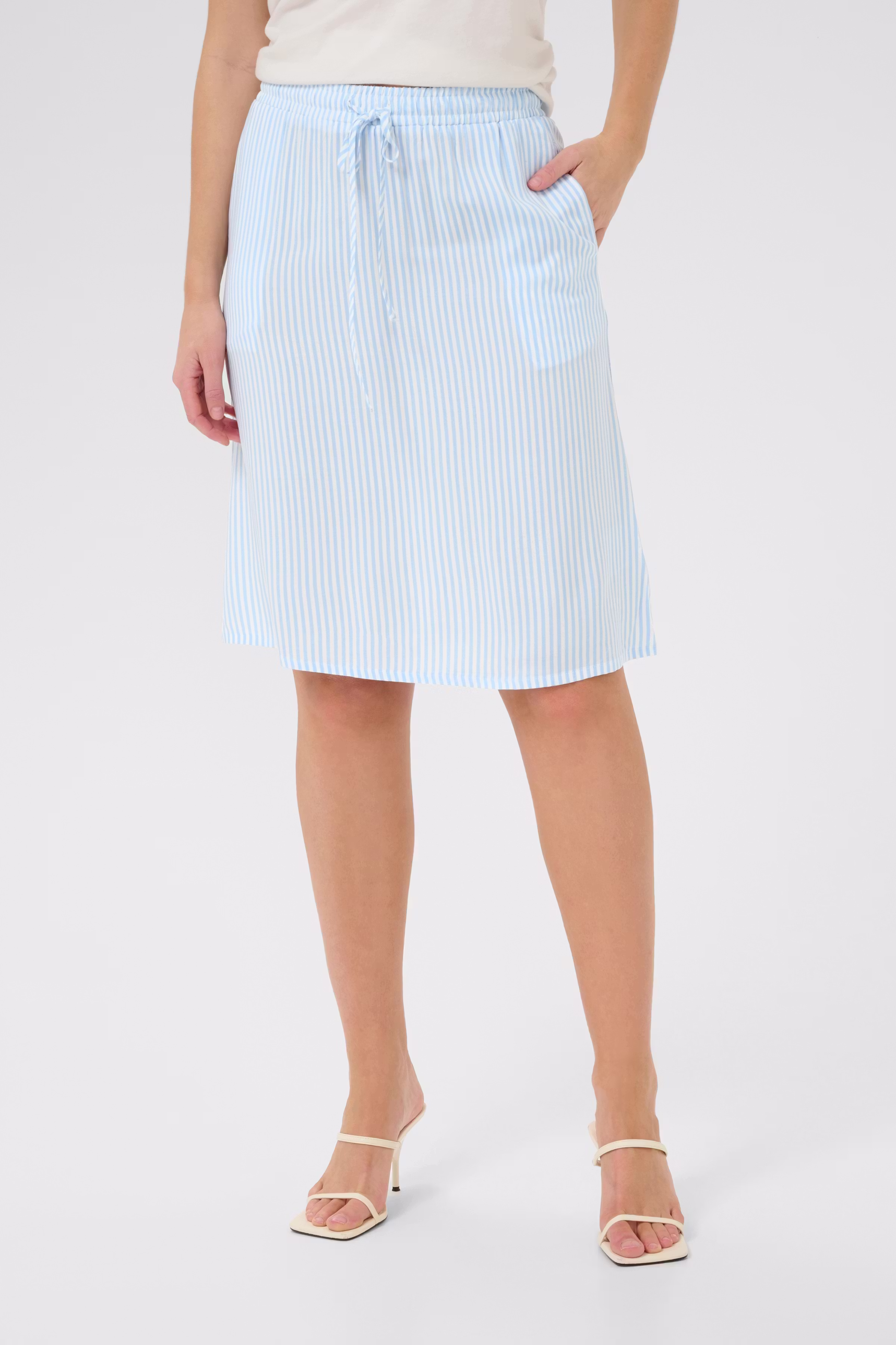 LCLuda Rok LOOKBOOK FRONT 10650902-108005