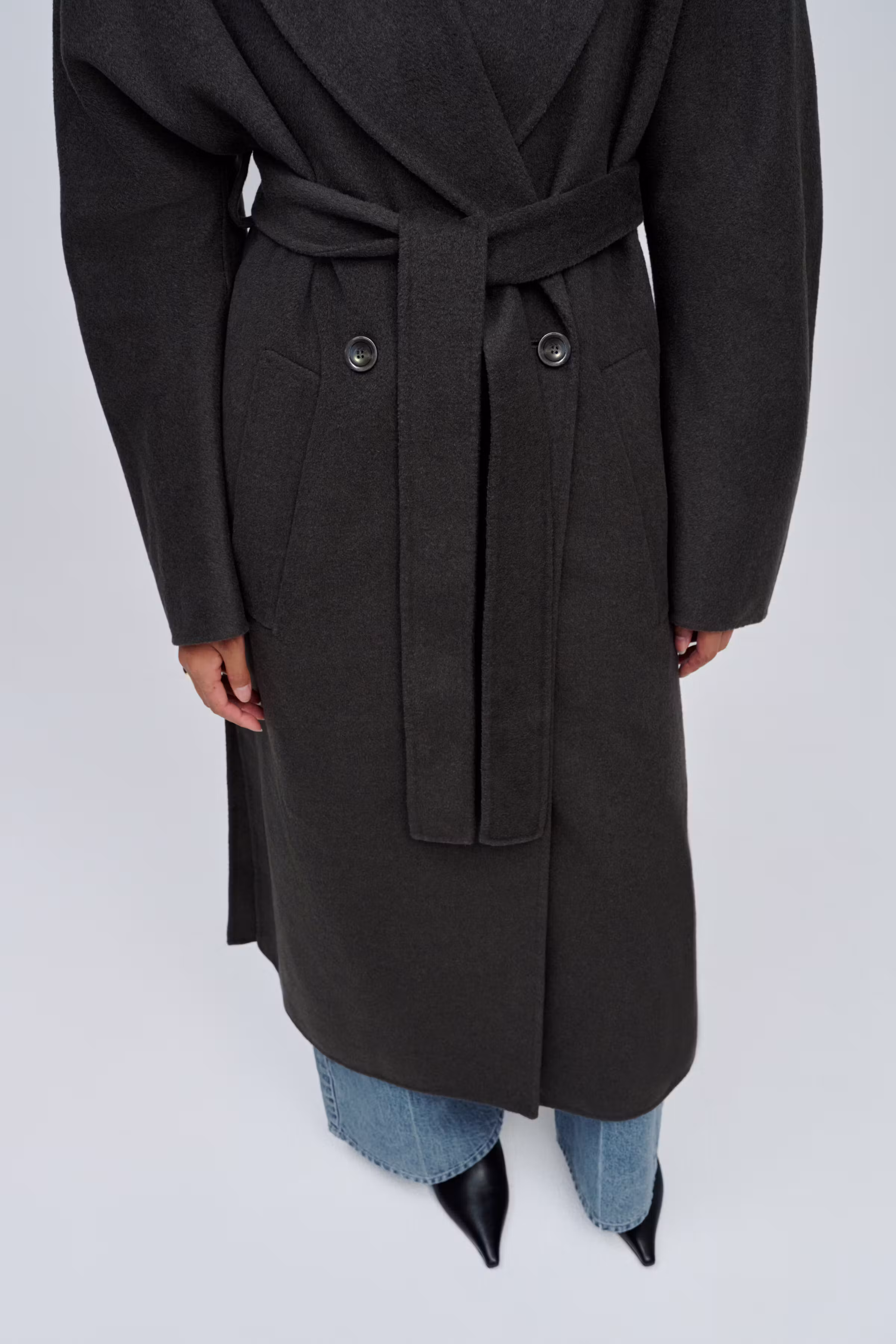 IOCybele Coat LOOKBOOK FRONT 30600095-GY938