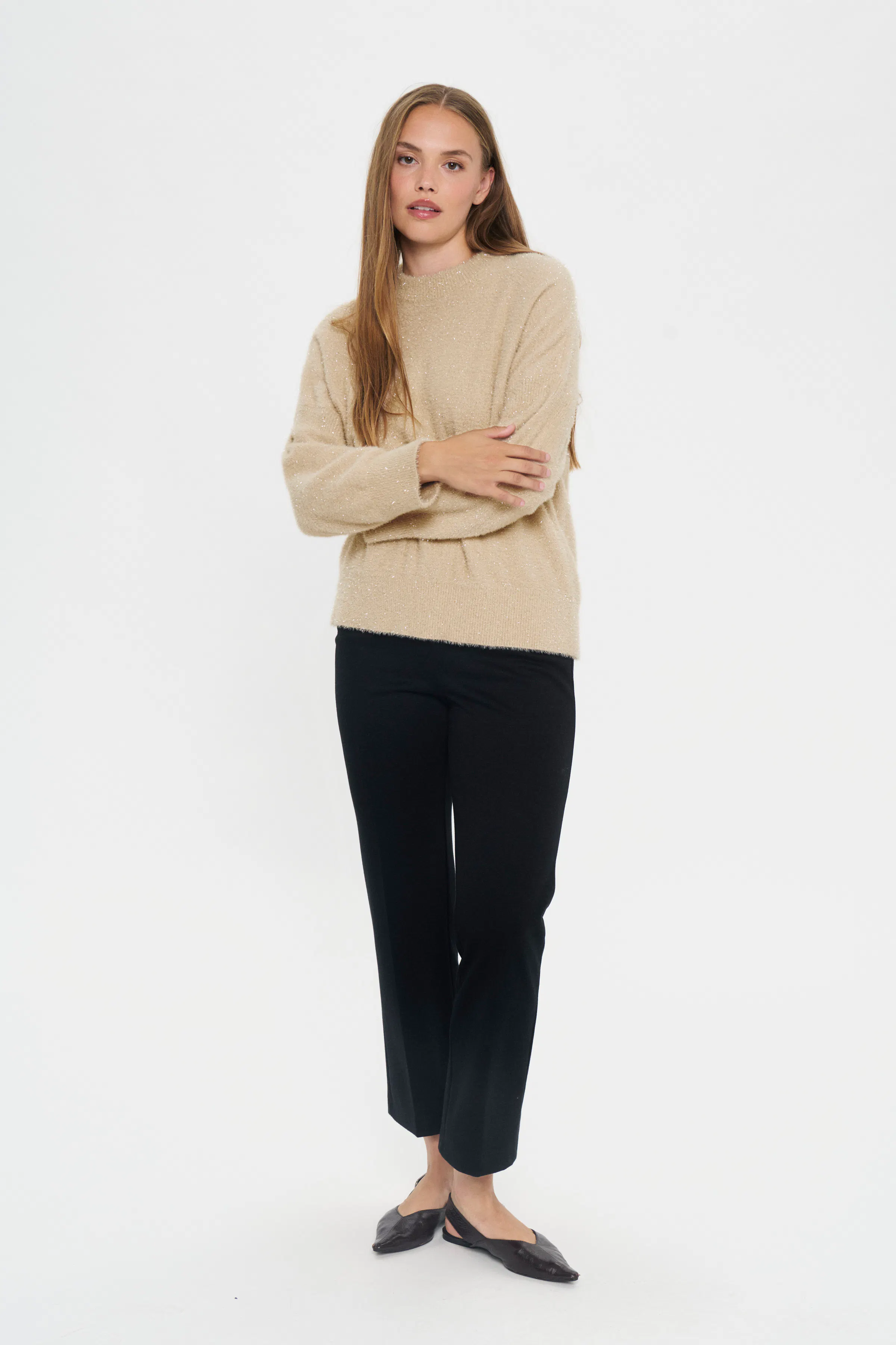 NushaSZ Pullover LOOKBOOK FRONT 30514593-131008