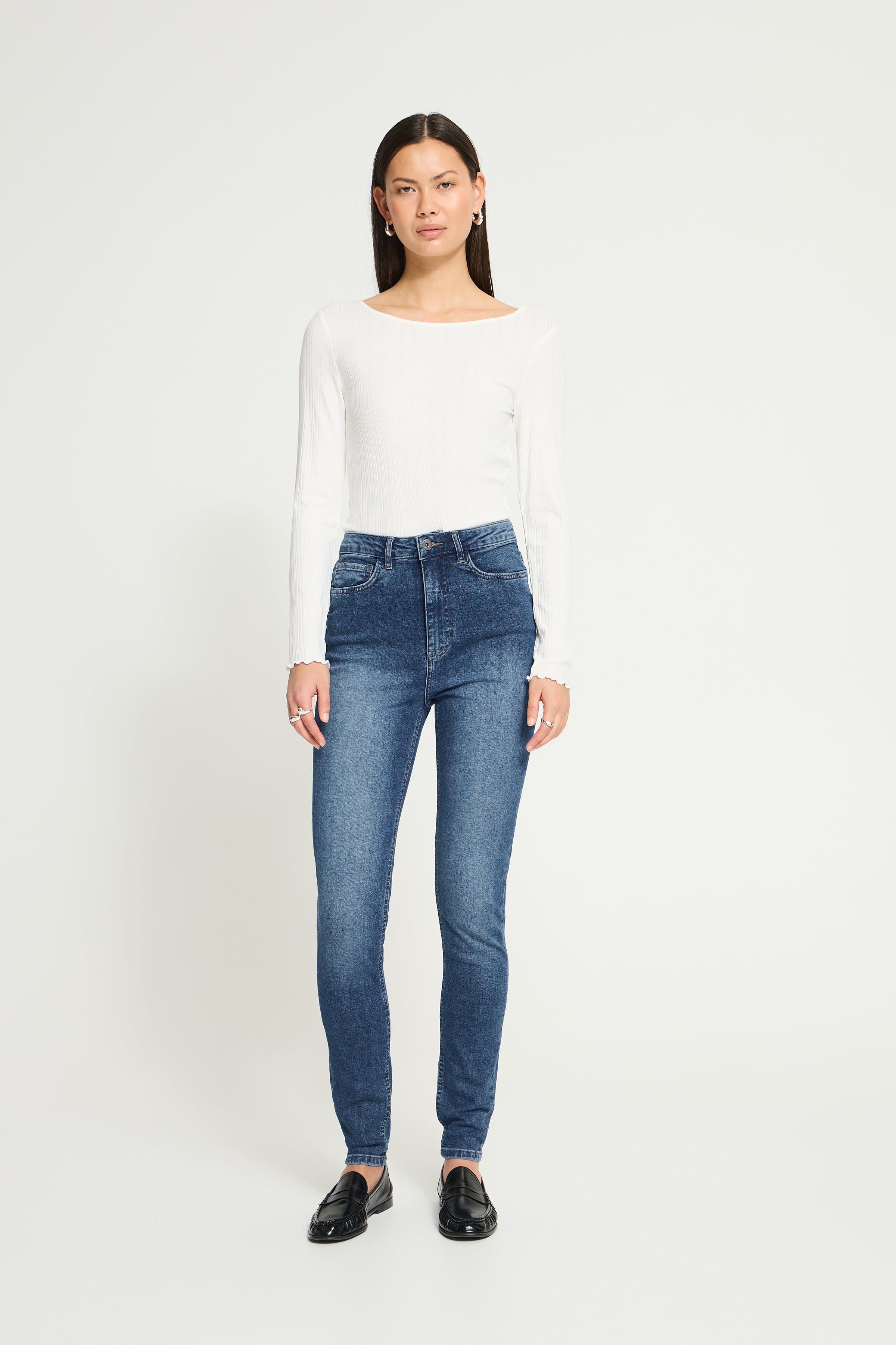 IHTWIGGY Jeans LOOKBOOK FRONT 20122631-200339