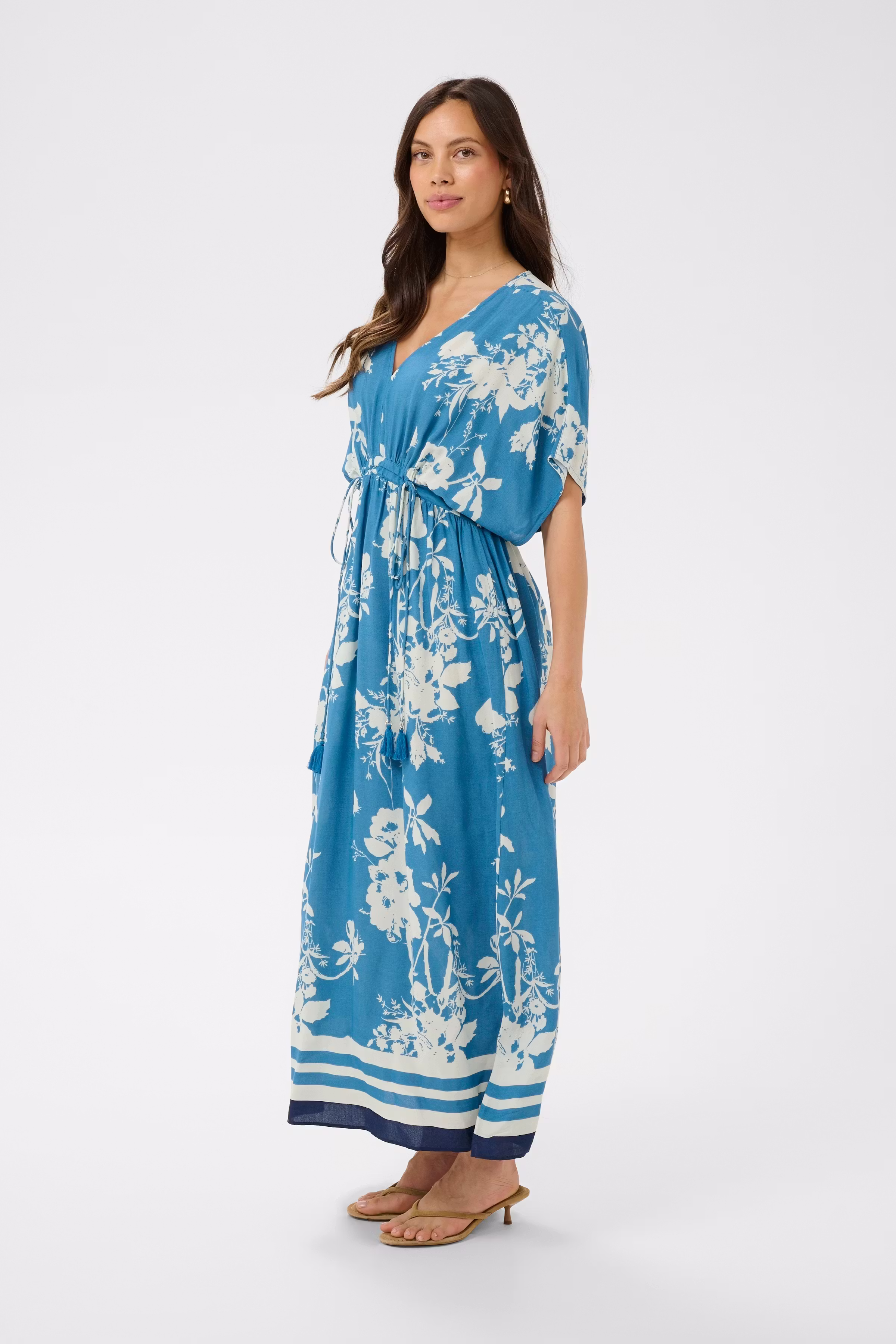 RashedaSZ Kjole LOOKBOOK FRONT 30515064-304890