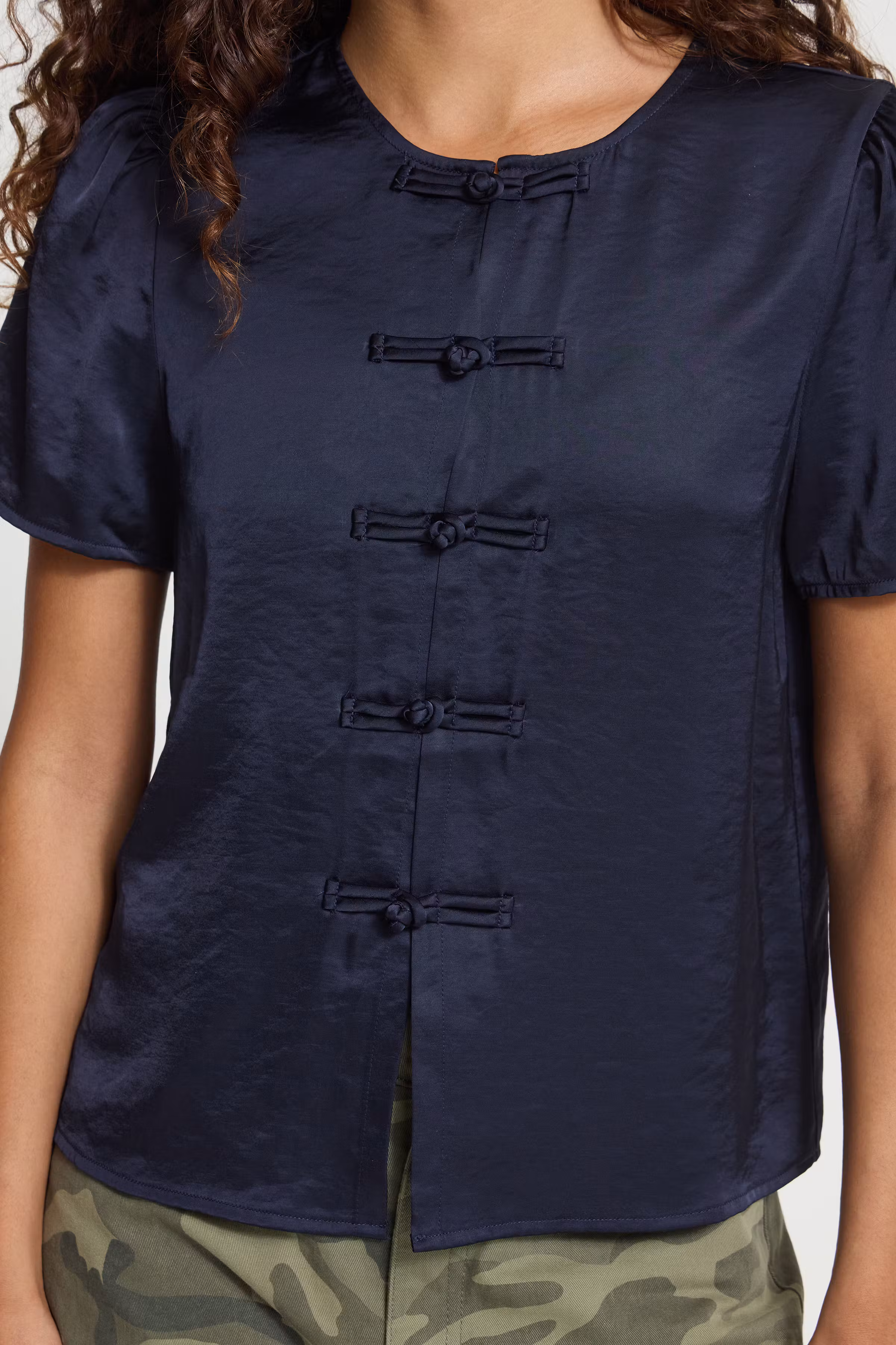 IHXLETTA Hemd LOOKBOOK DETAIL 20128465-194010