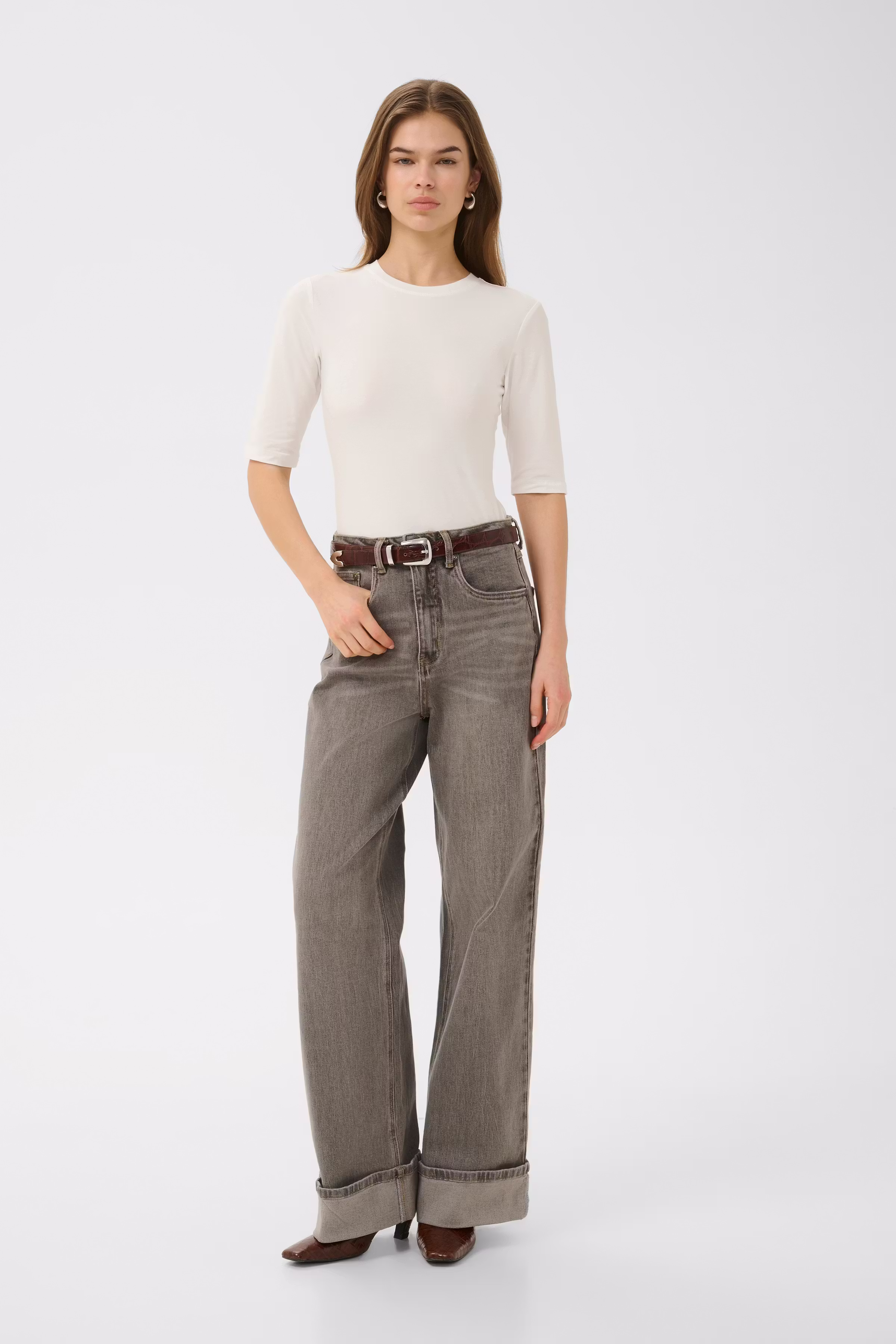 GZmida T-shirt LOOKBOOK FRONT 10910957-110103