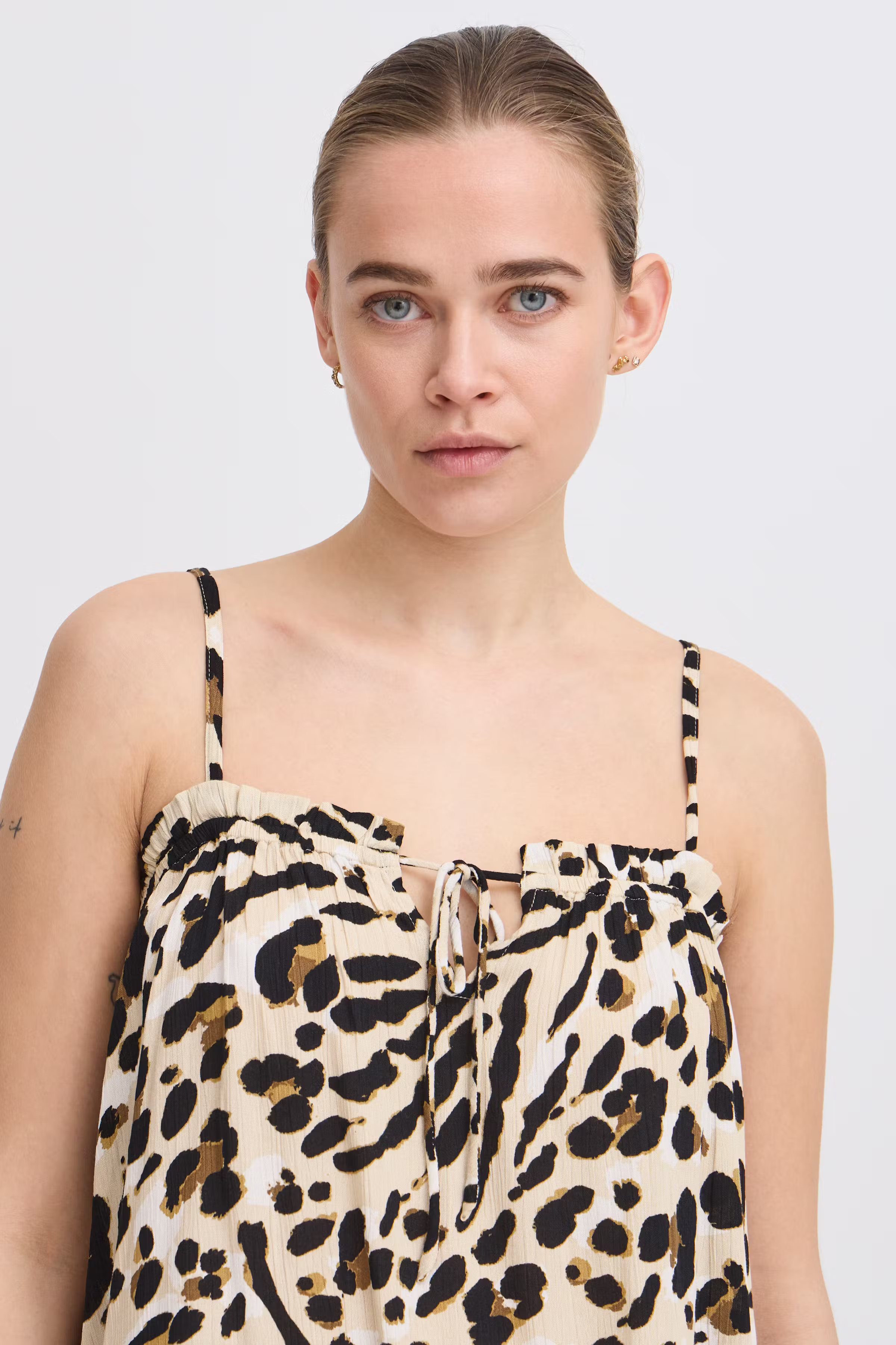IHMARRAKECH Kortærmet bluse LOOKBOOK DETAIL 20122946-204480