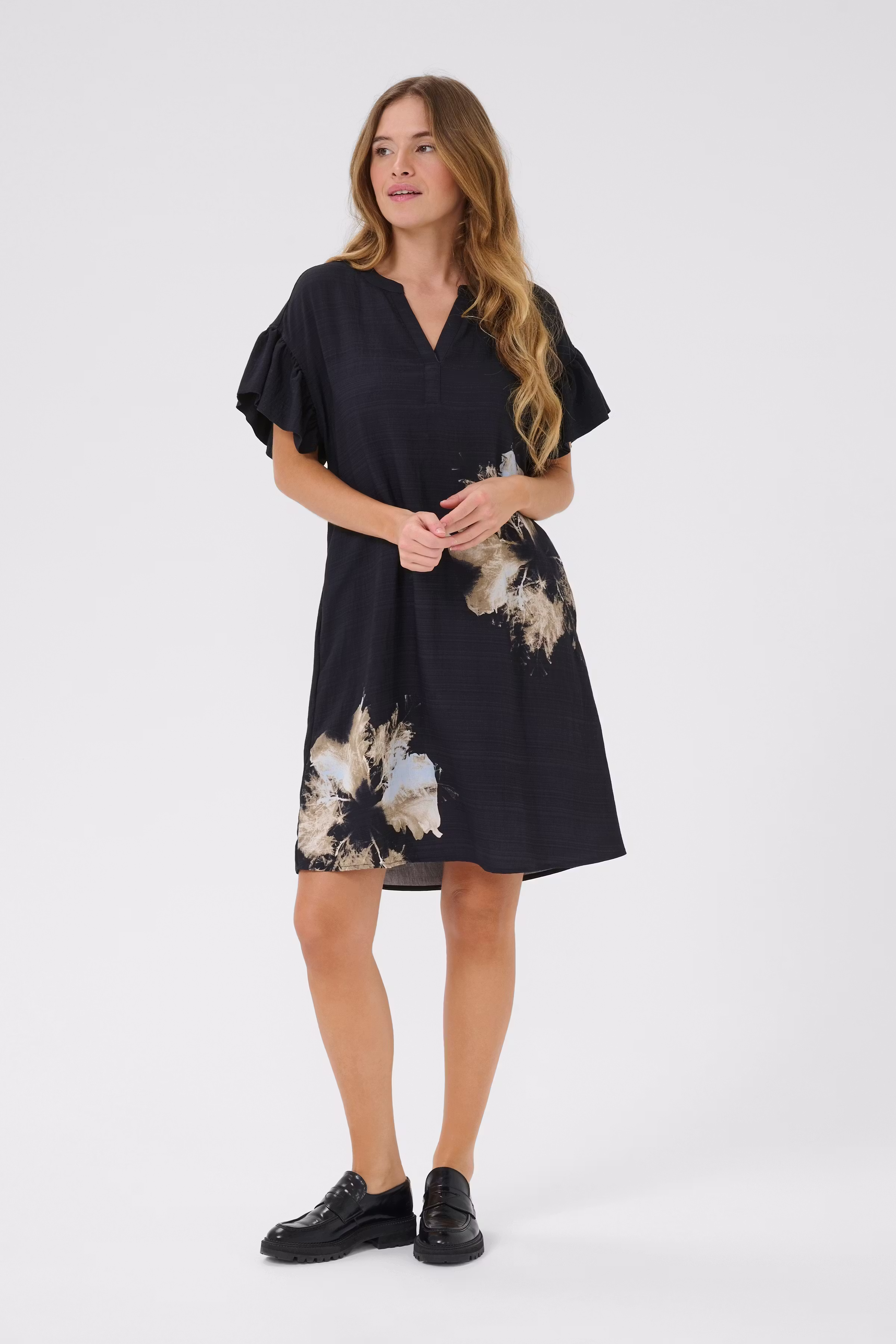 CUpop Kleid LOOKBOOK FRONT 50112319-194011