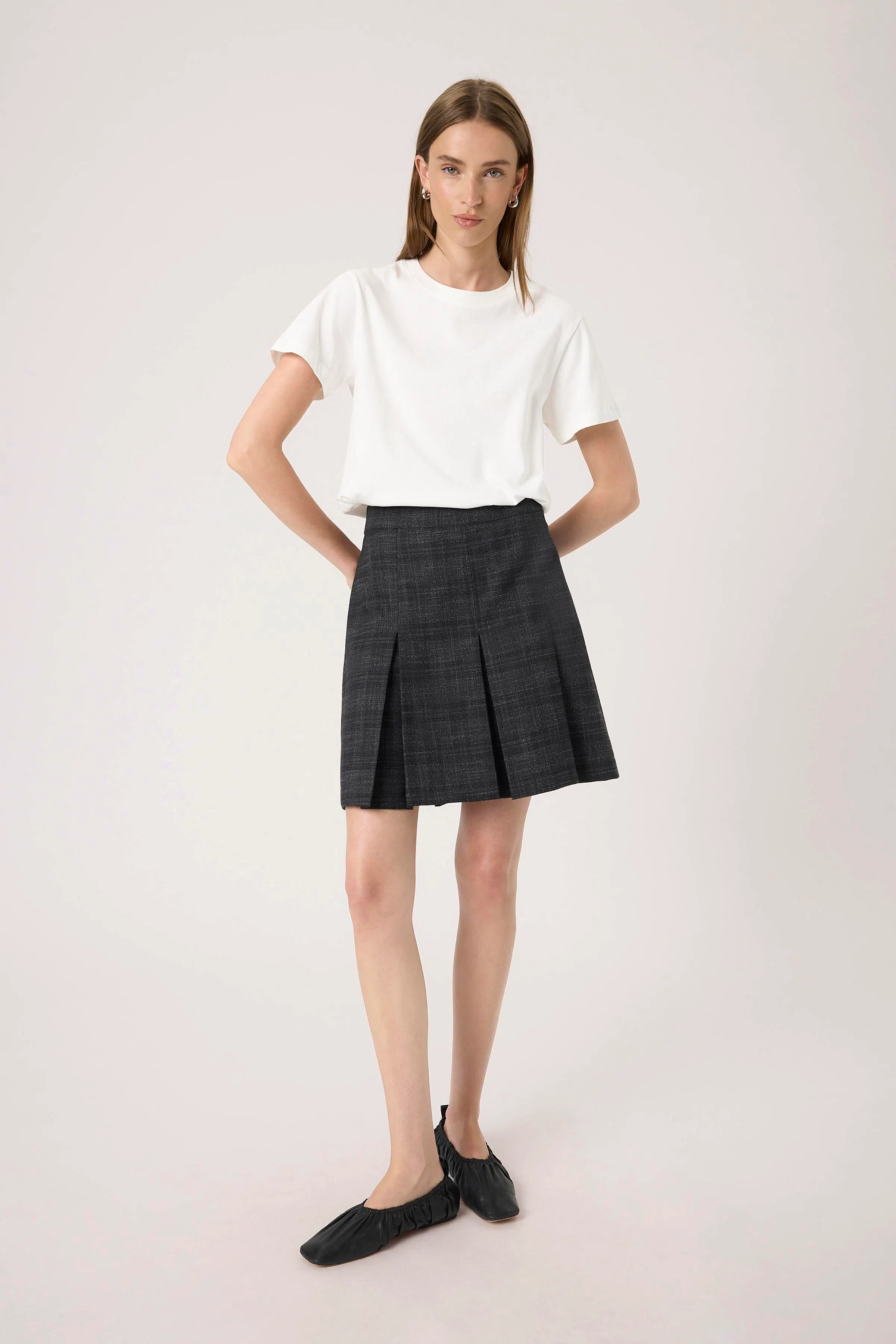 SLEvonne Skjørt LOOKBOOK FRONT 30408726-304333