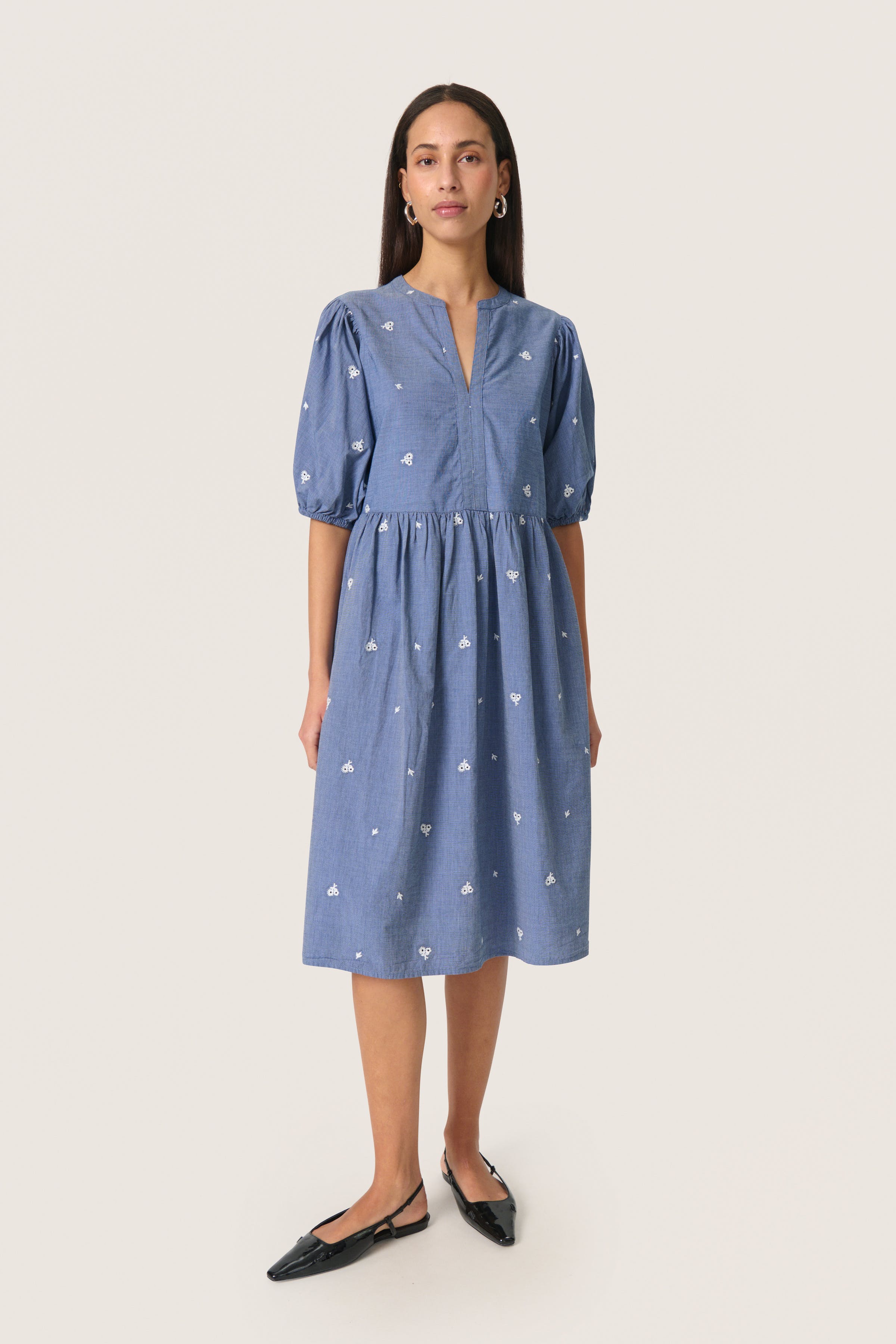 SLElly Kjole LOOKBOOK FRONT 30408247-301130