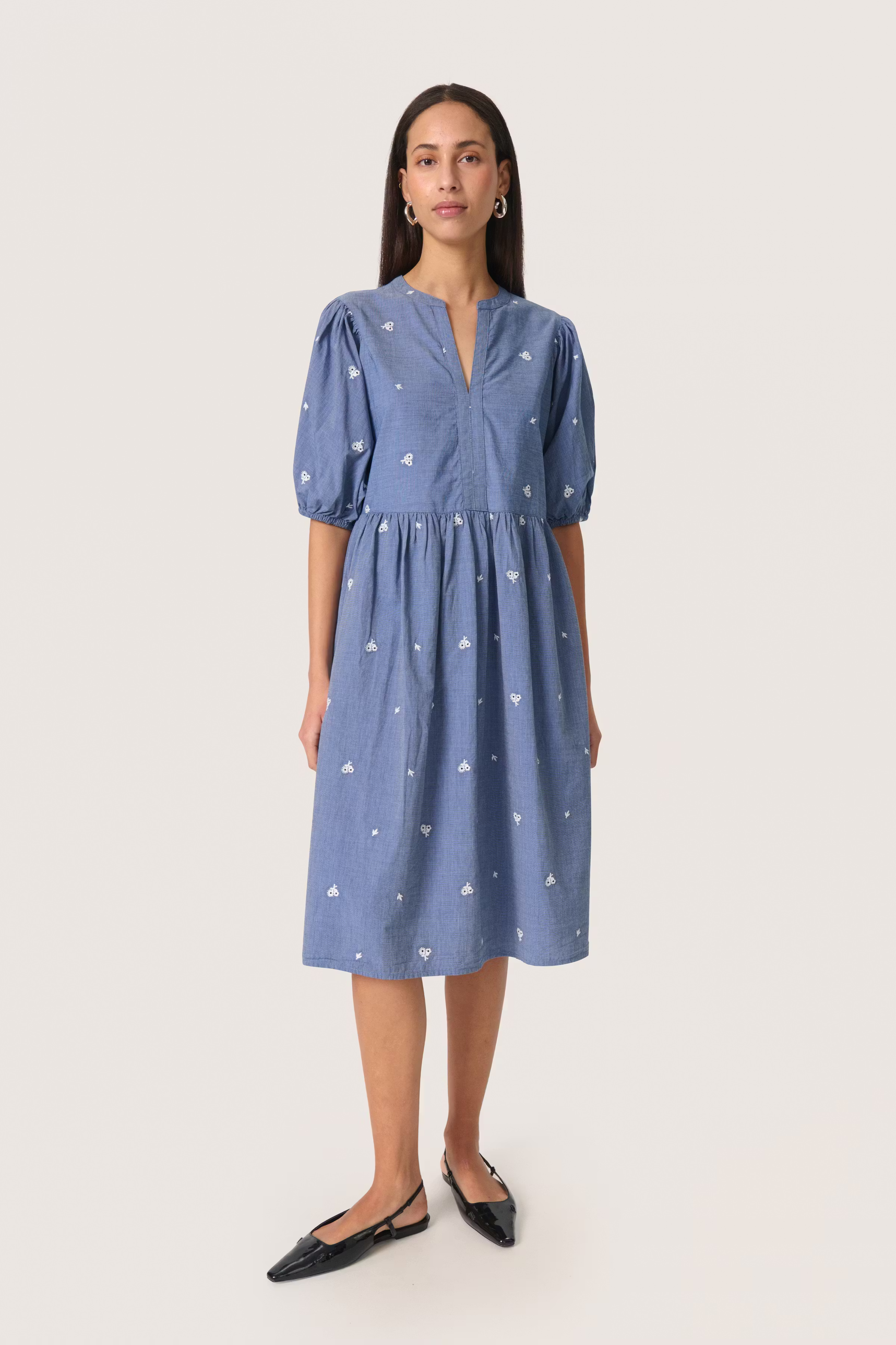 SLElly Kjole LOOKBOOK FRONT 30408247-301130