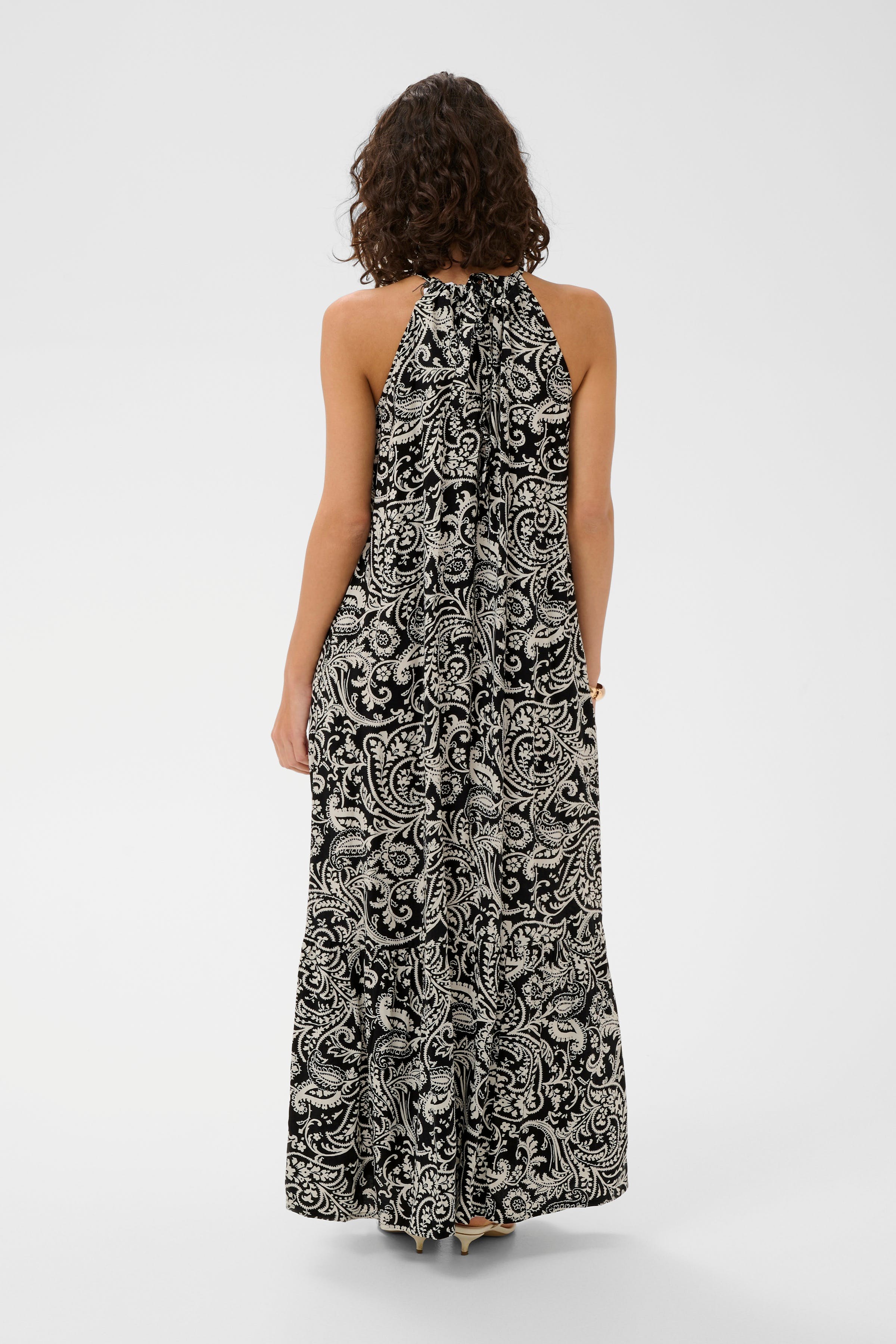 KAbella Kjole LOOKBOOK BACK 10511525-109282
