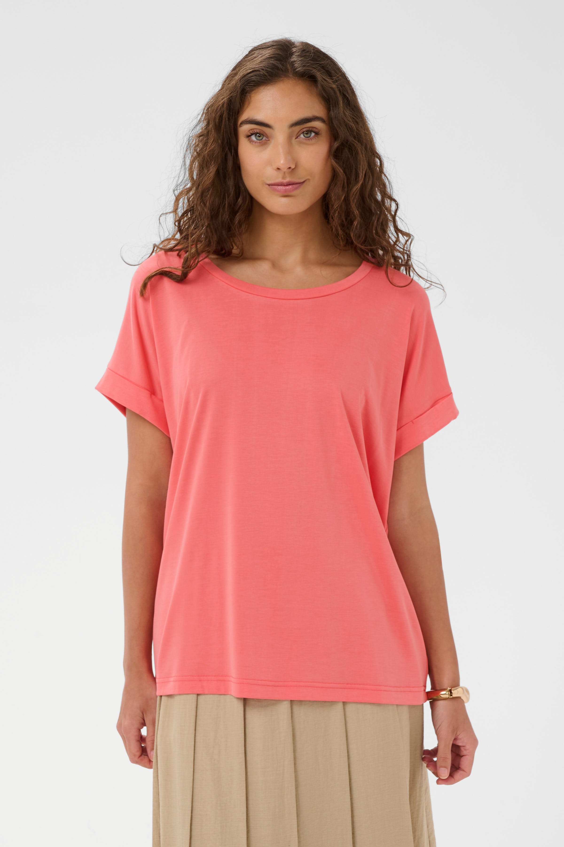 Kajsa T-shirt LOOKBOOK FRONT 50103468-161640