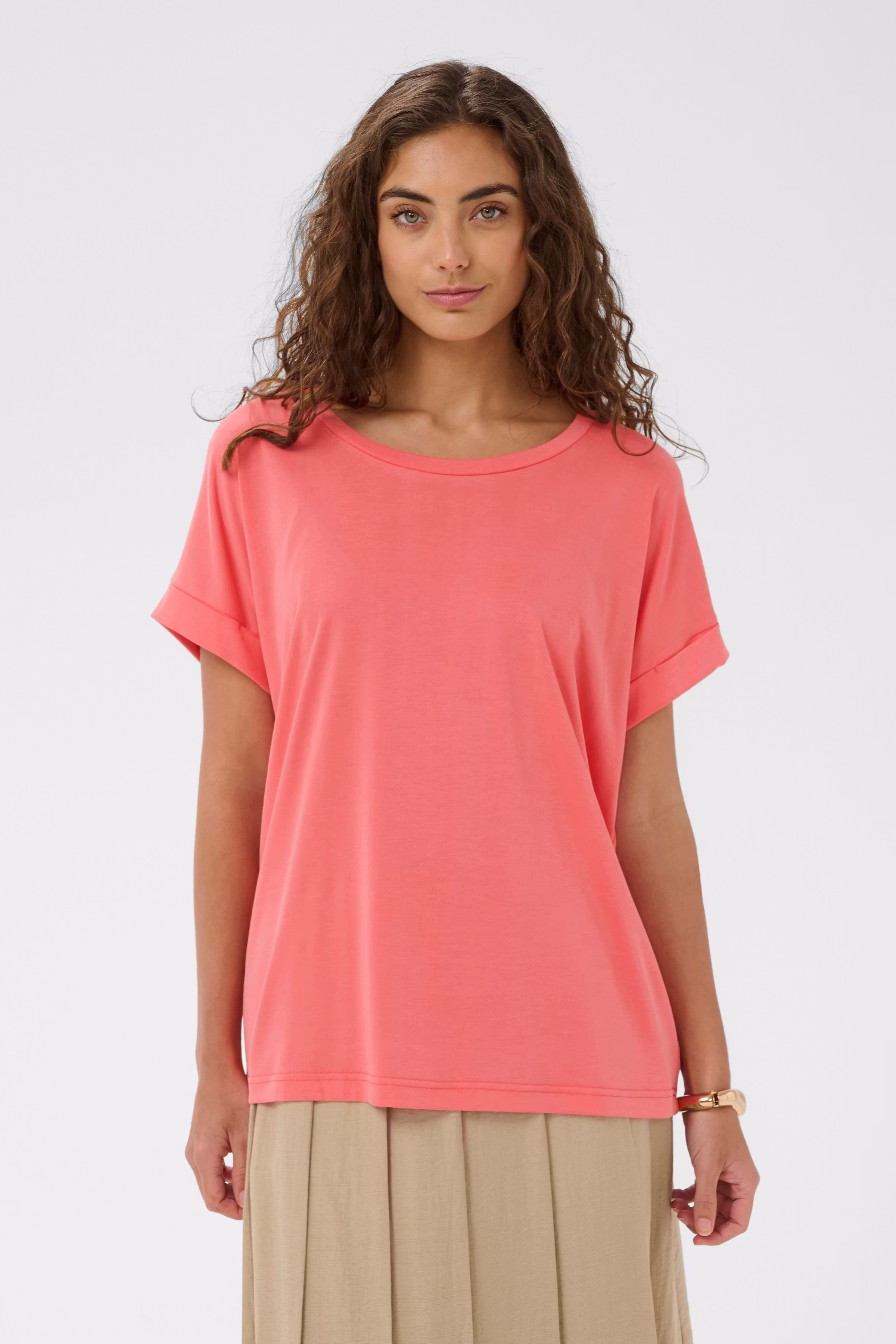 Kajsa T-shirt LOOKBOOK FRONT 50103468-161640