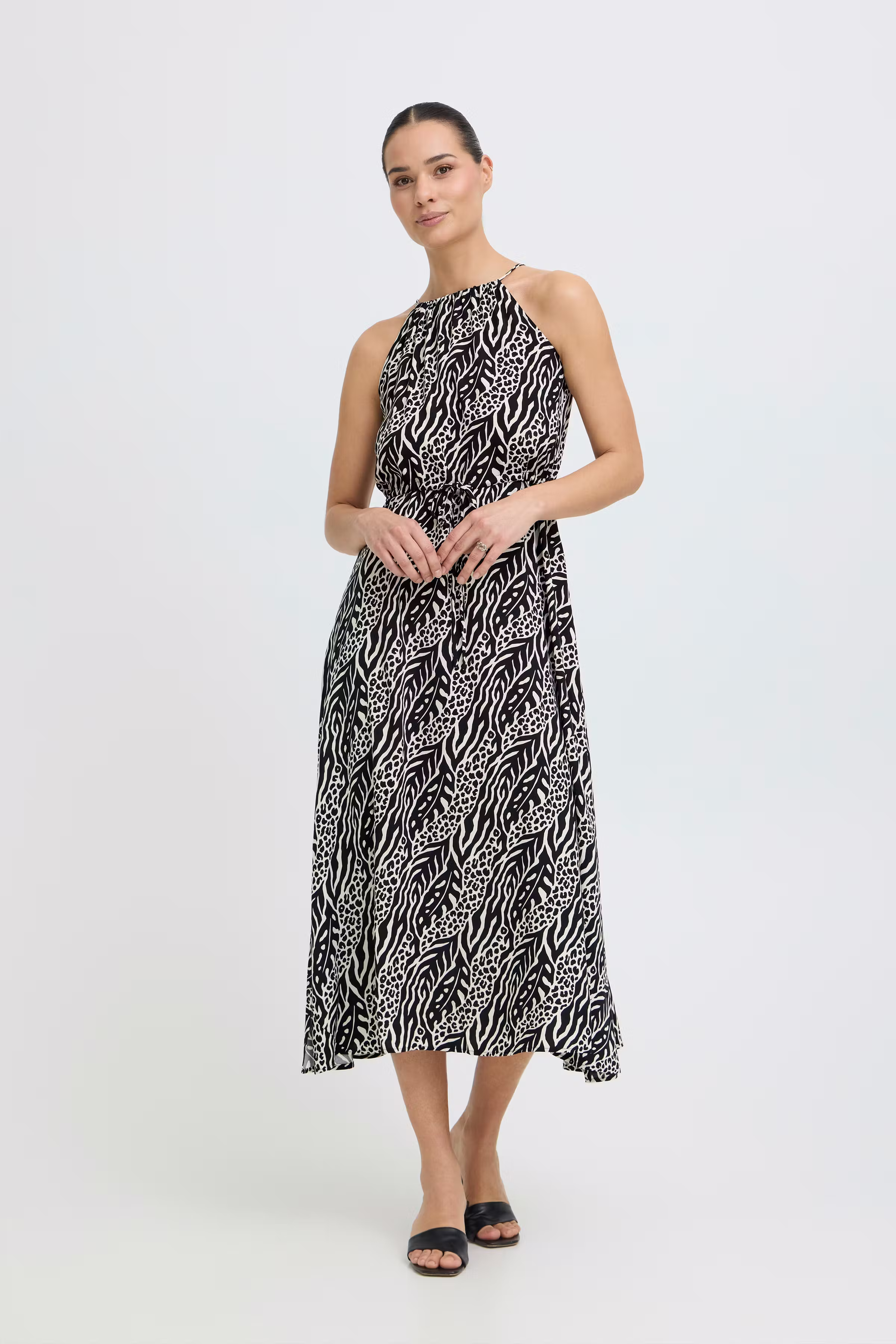 BYMMJOELLA Klänning LOOKBOOK FRONT 20818766-900006691