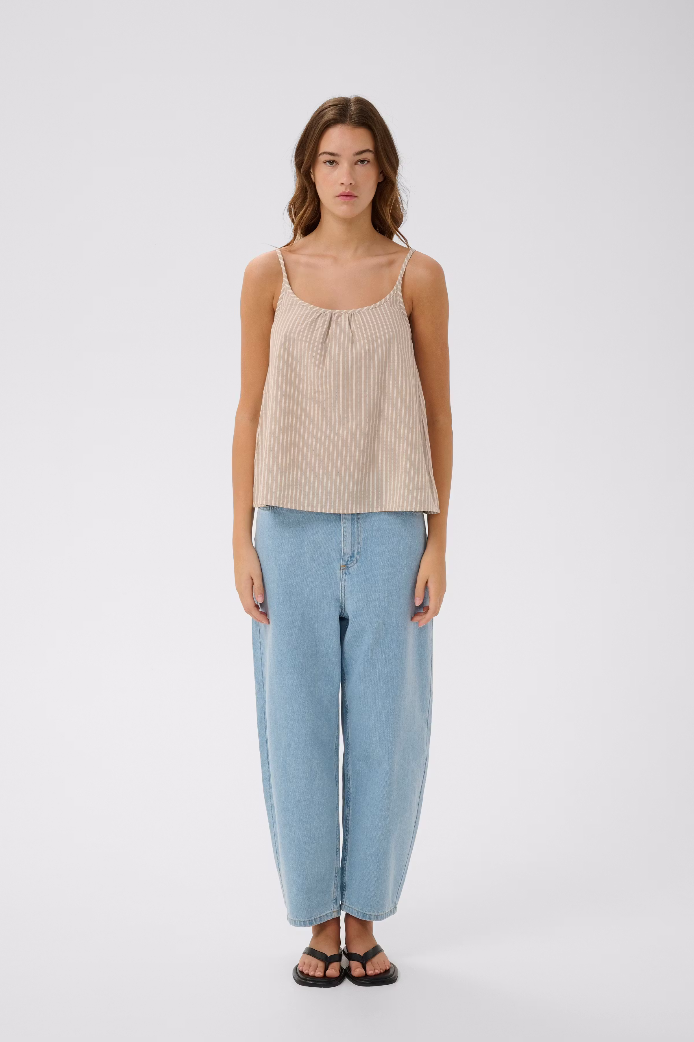 BillyIW Top LOOKBOOK FRONT 30111222-900006752