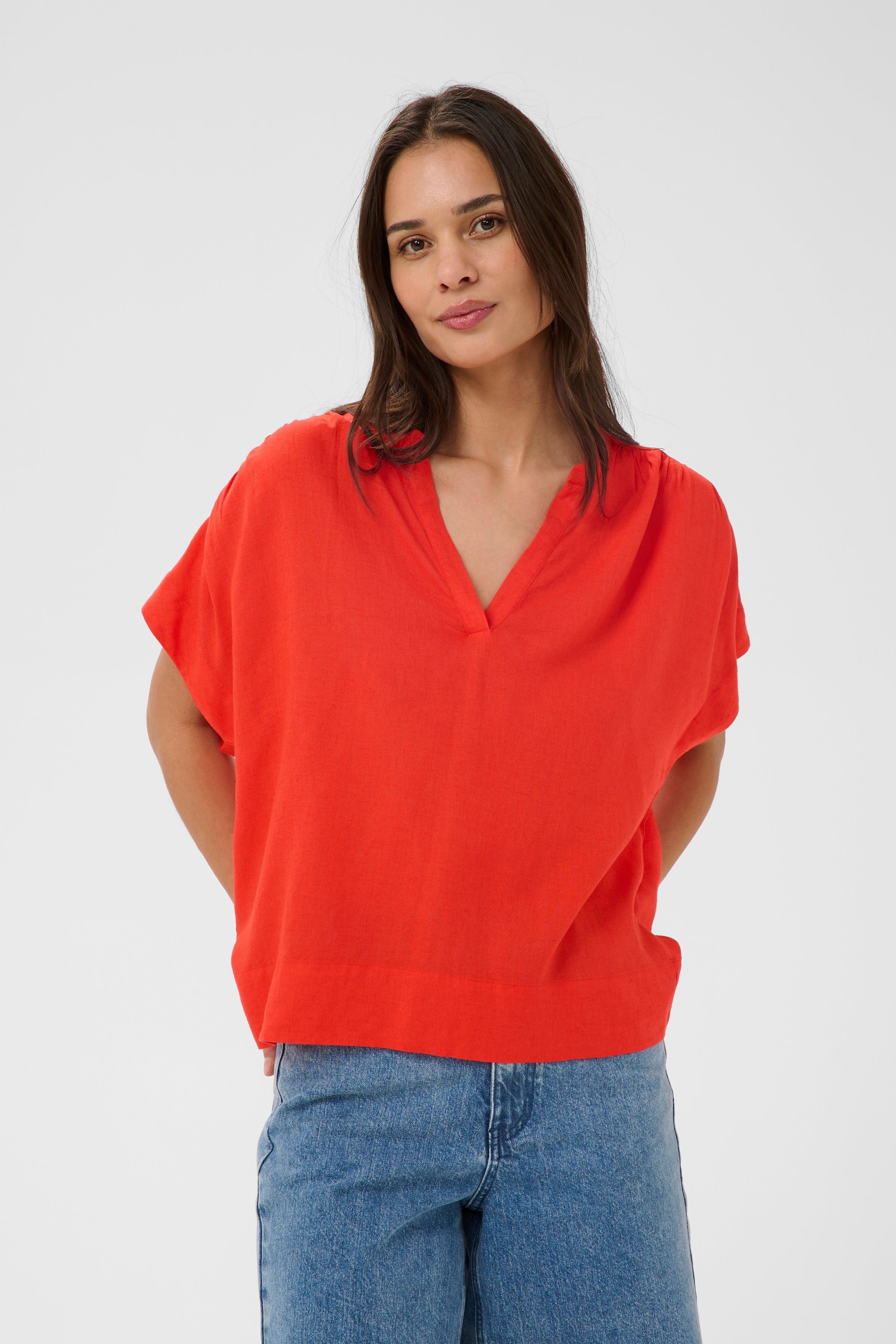 KAmilia Blouse LOOKBOOK FRONT 10509670-171664