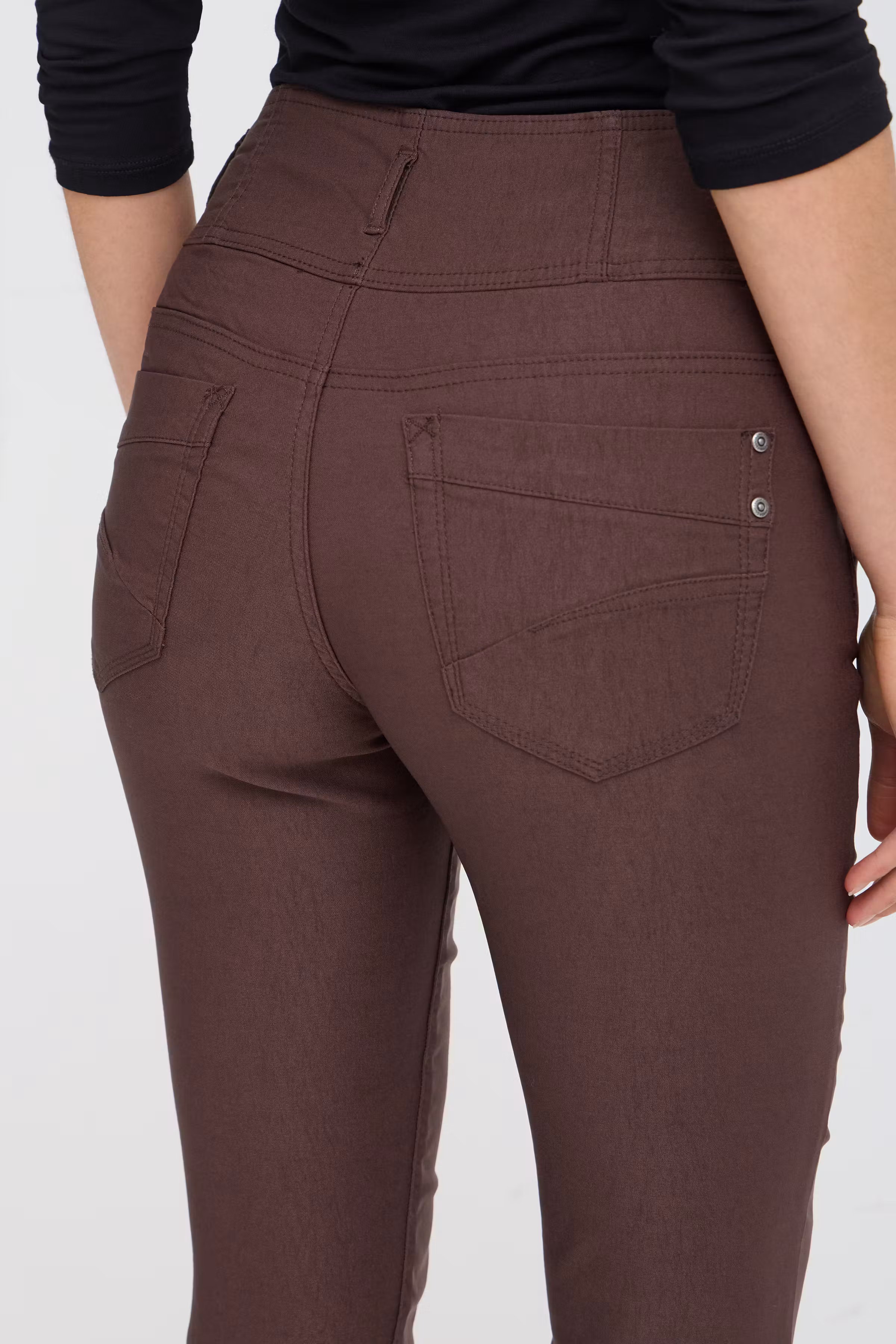 FRZALIN Byxor LOOKBOOK DETAIL 601749-190913