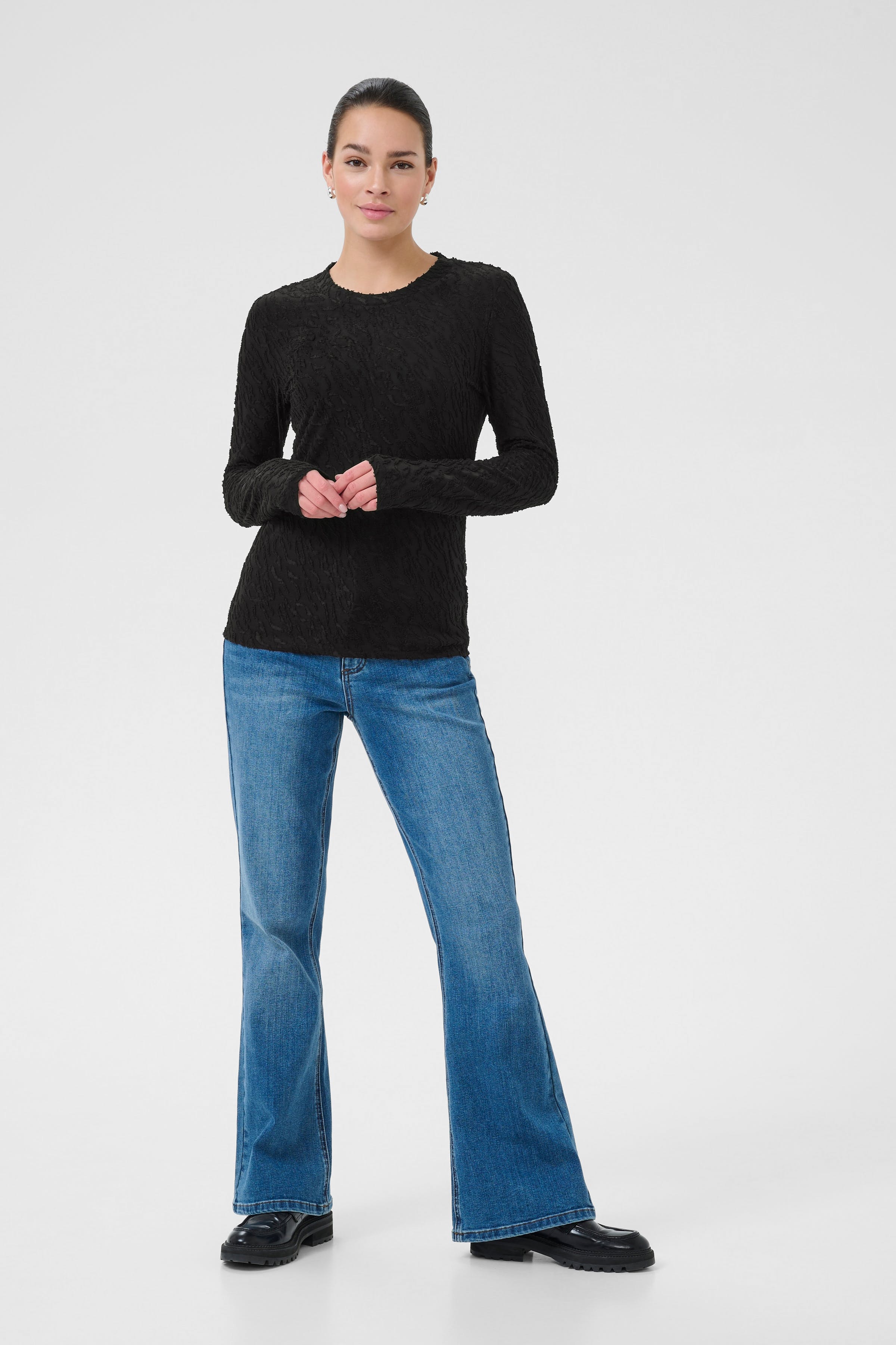 KAzeverina T-shirt LOOKBOOK FRONT 10510697-100121