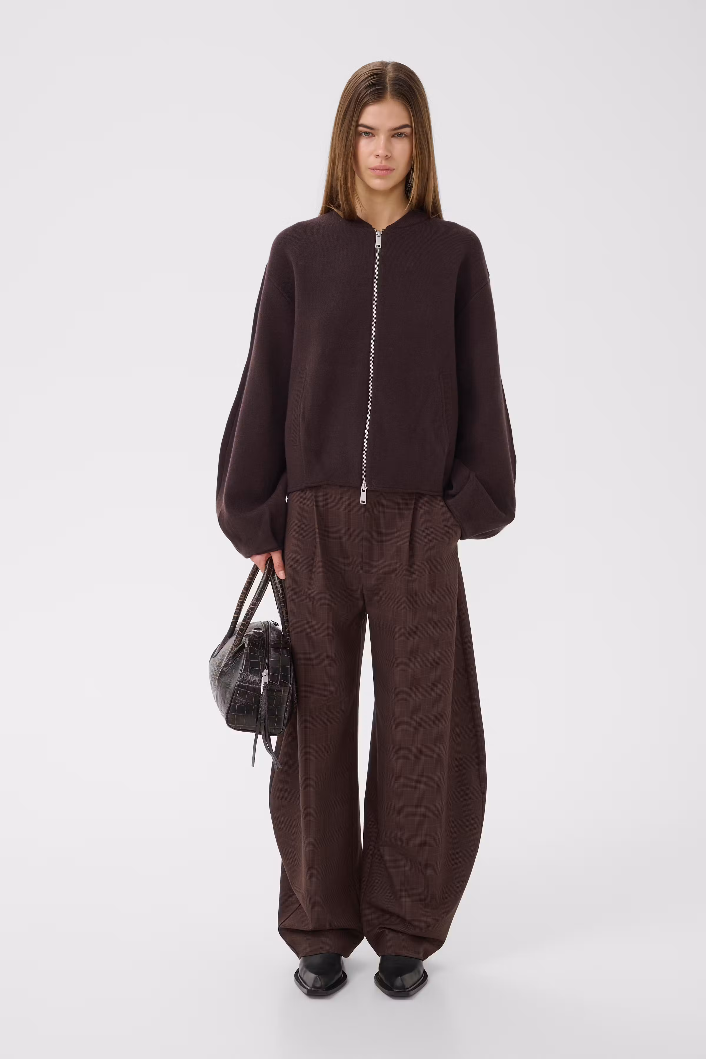 GZvictora Cardigan LOOKBOOK FRONT 10911500-191018