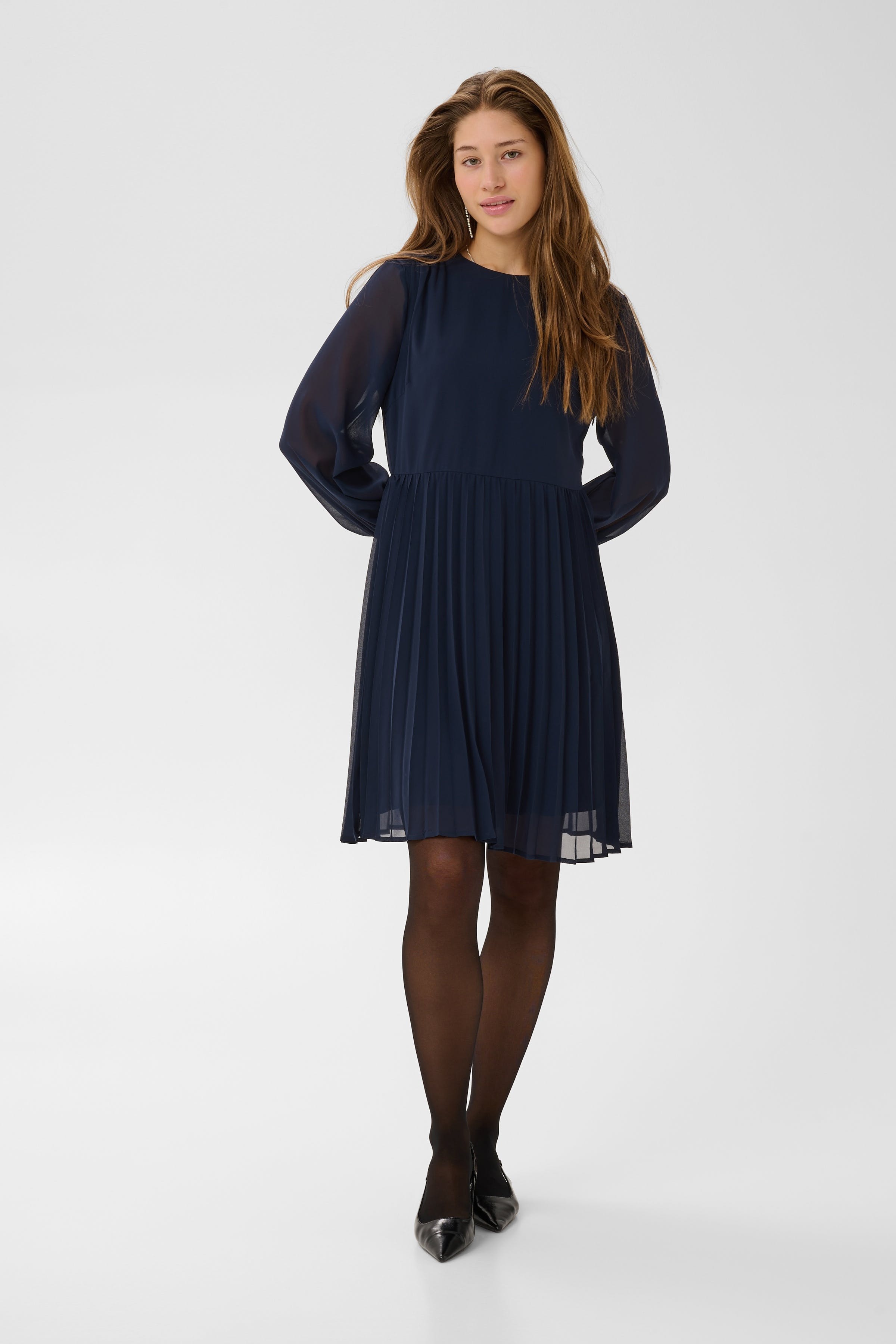 KAlorinda Dress LOOKBOOK FRONT 10513211-194020