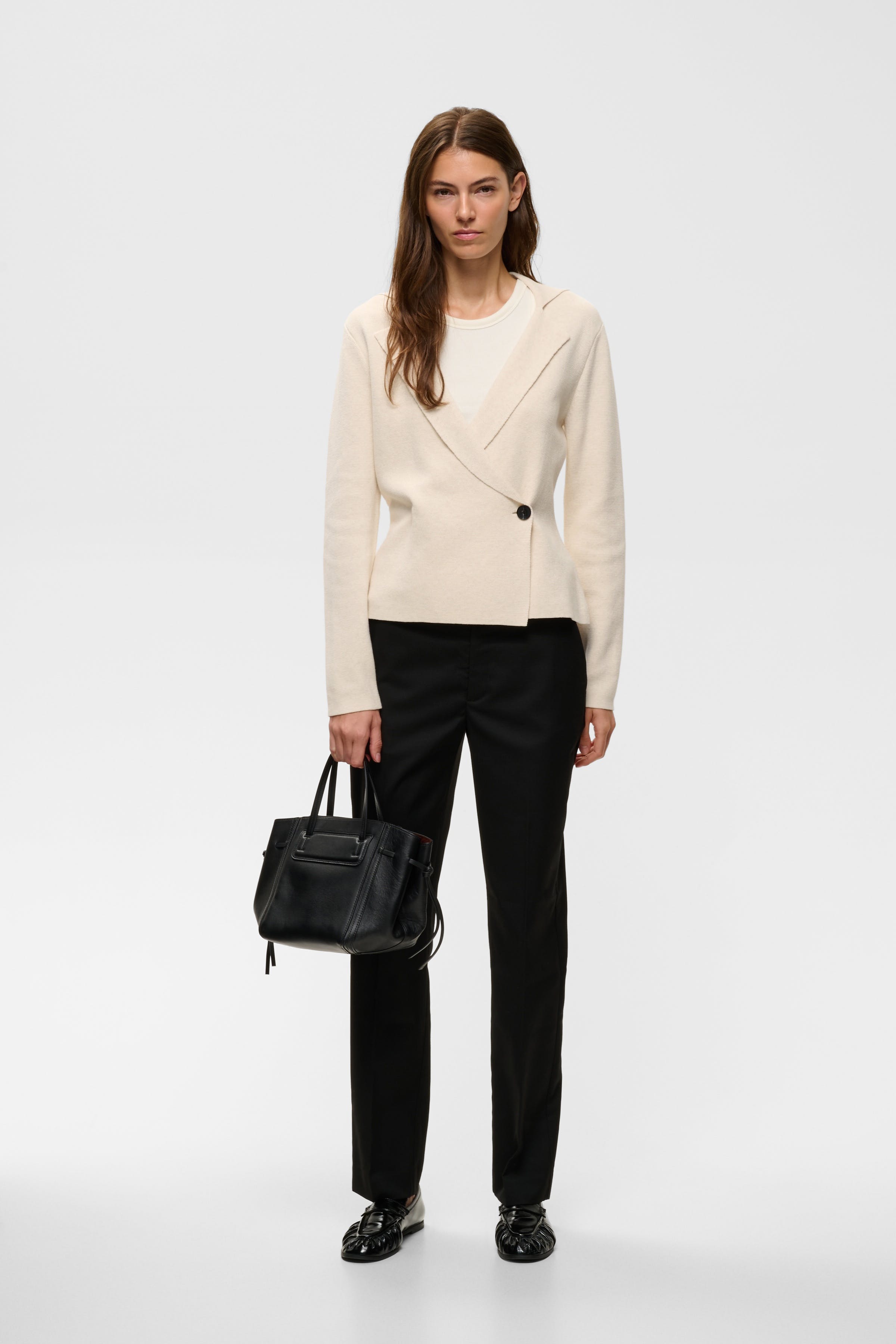 TILDAIW Cardigan LOOKBOOK FRONT 30112914-1109071