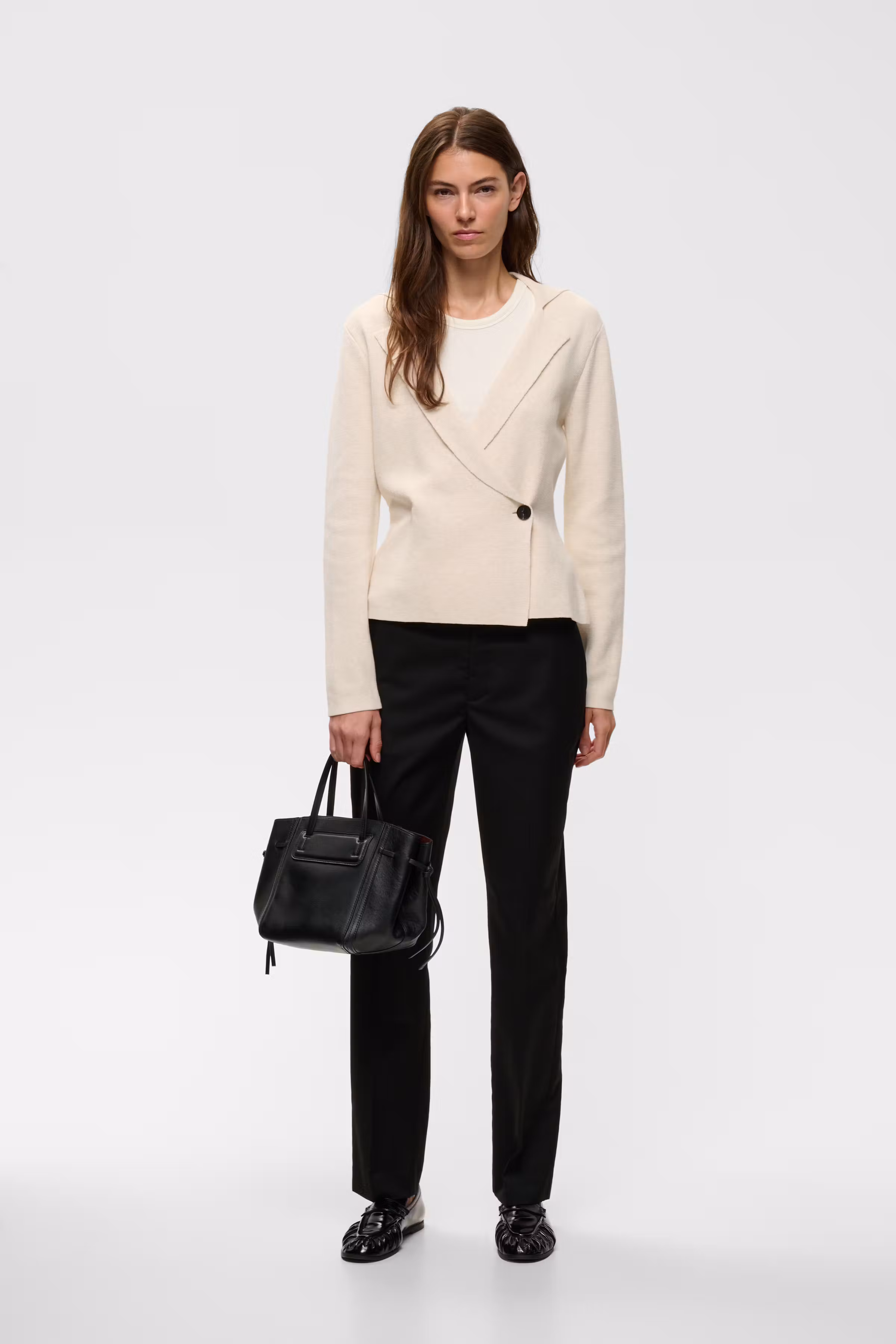 TILDAIW Cardigan LOOKBOOK FRONT 30112914-1109071