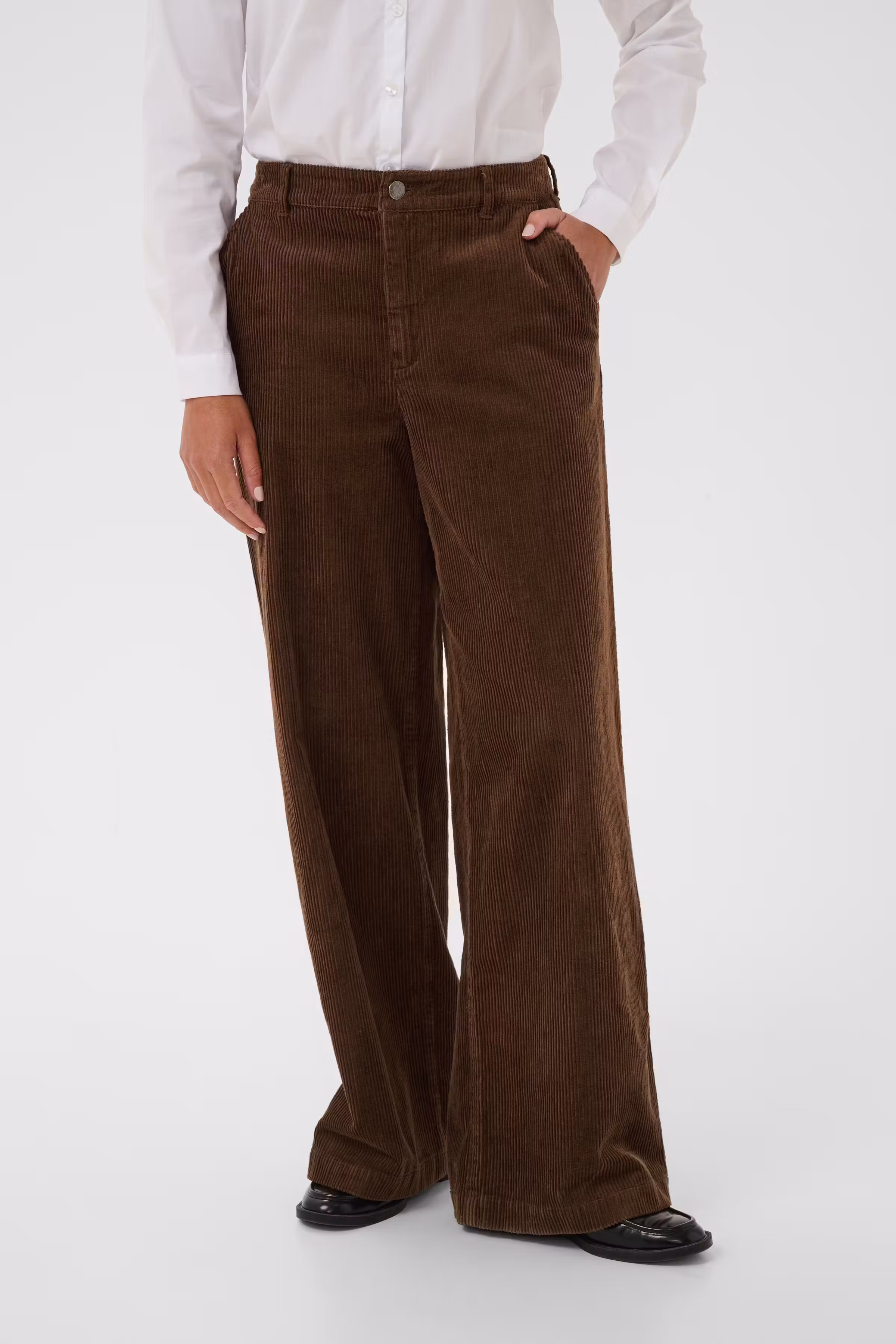KAselly Jeans LOOKBOOK FRONT 10512143-191116