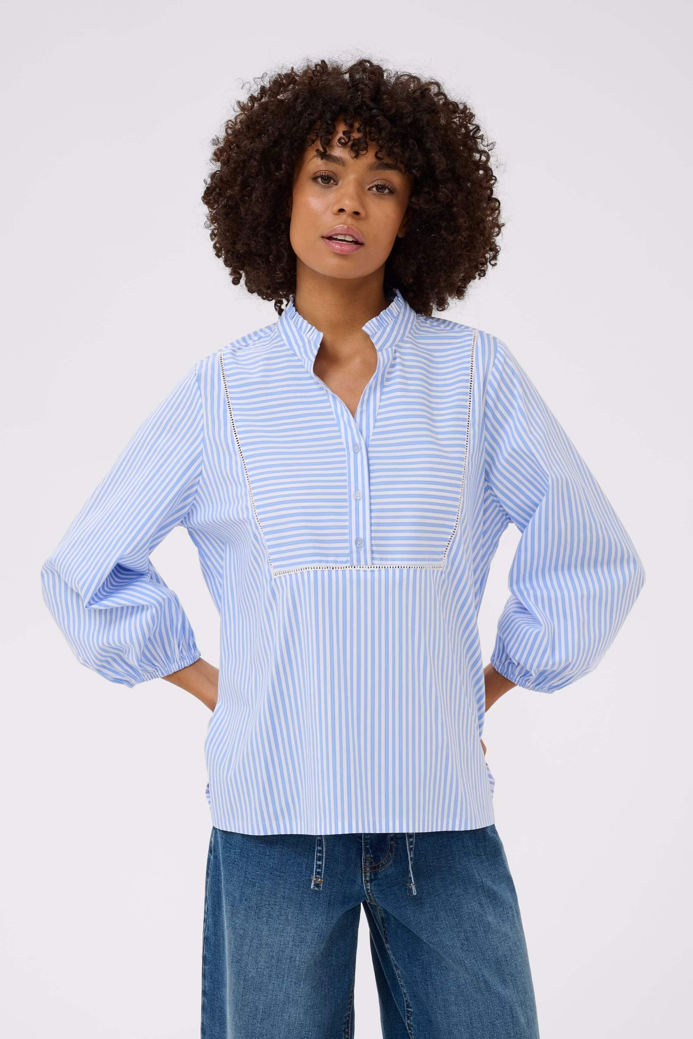 CUjoey Blouse LOOKBOOK FRONT 50113363-174037