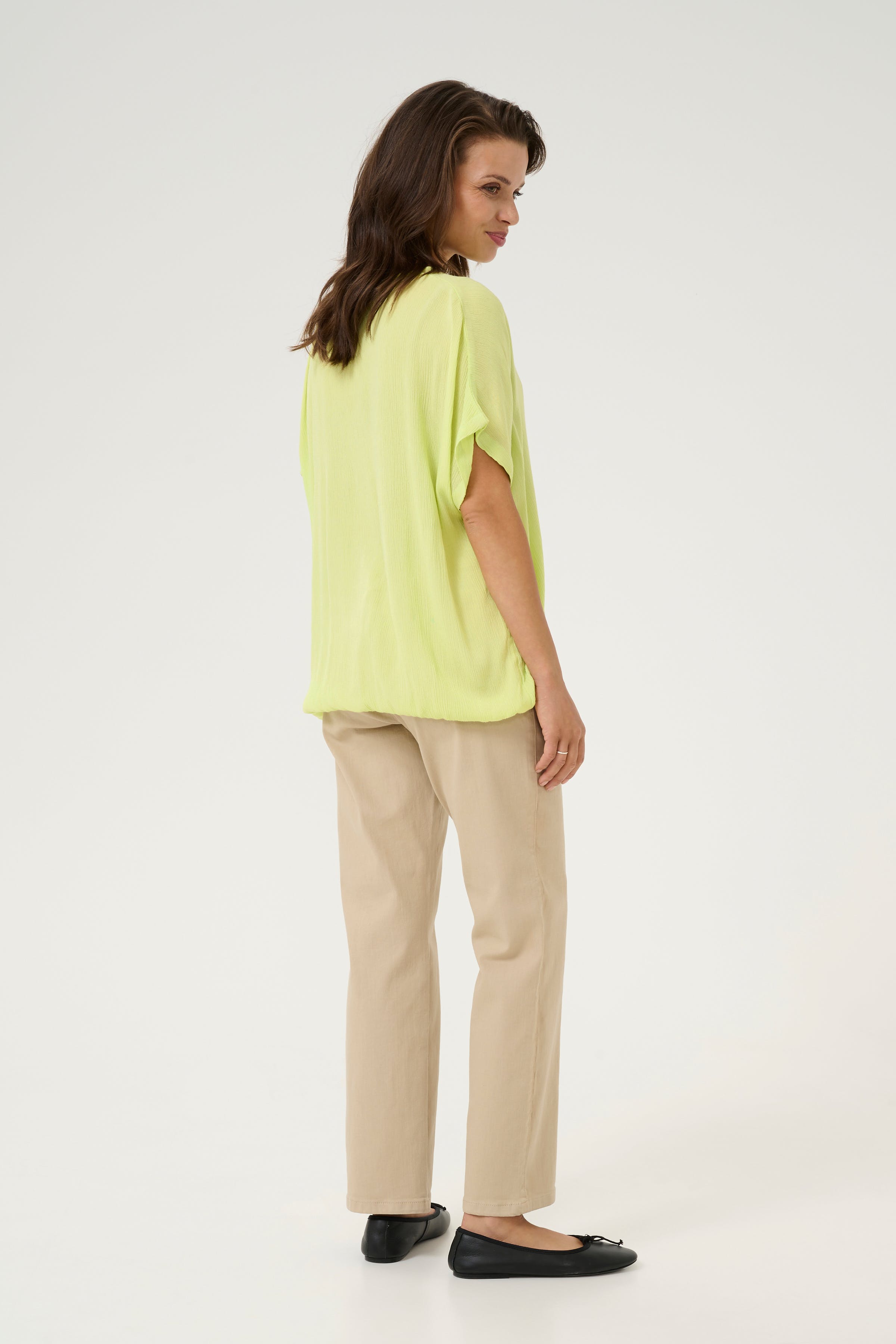 KAamber Blouse LOOKBOOK BACK 10500781-130324