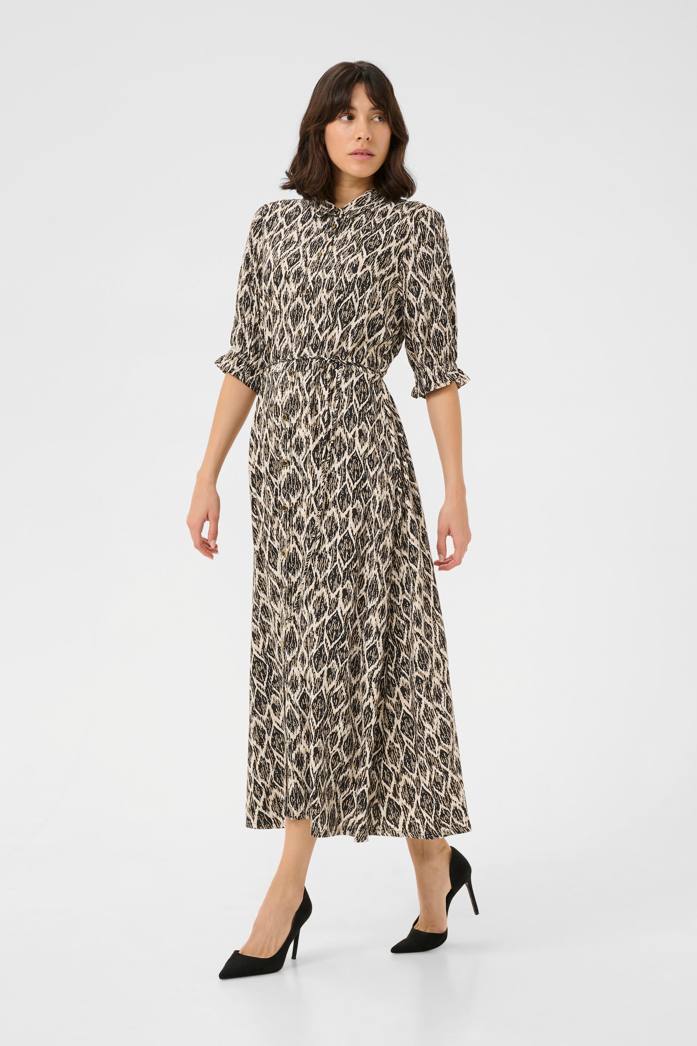 KAveronica Dress LOOKBOOK FRONT 10510188-107811