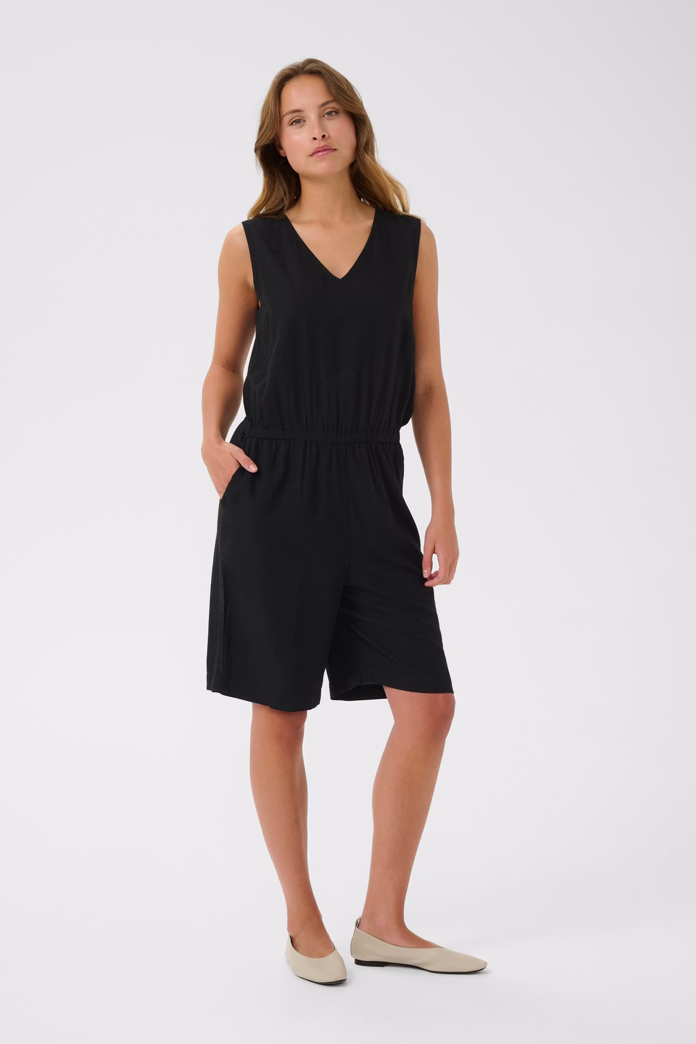 KAmilia Hør Jumpsuit LOOKBOOK FRONT 10510420-100121