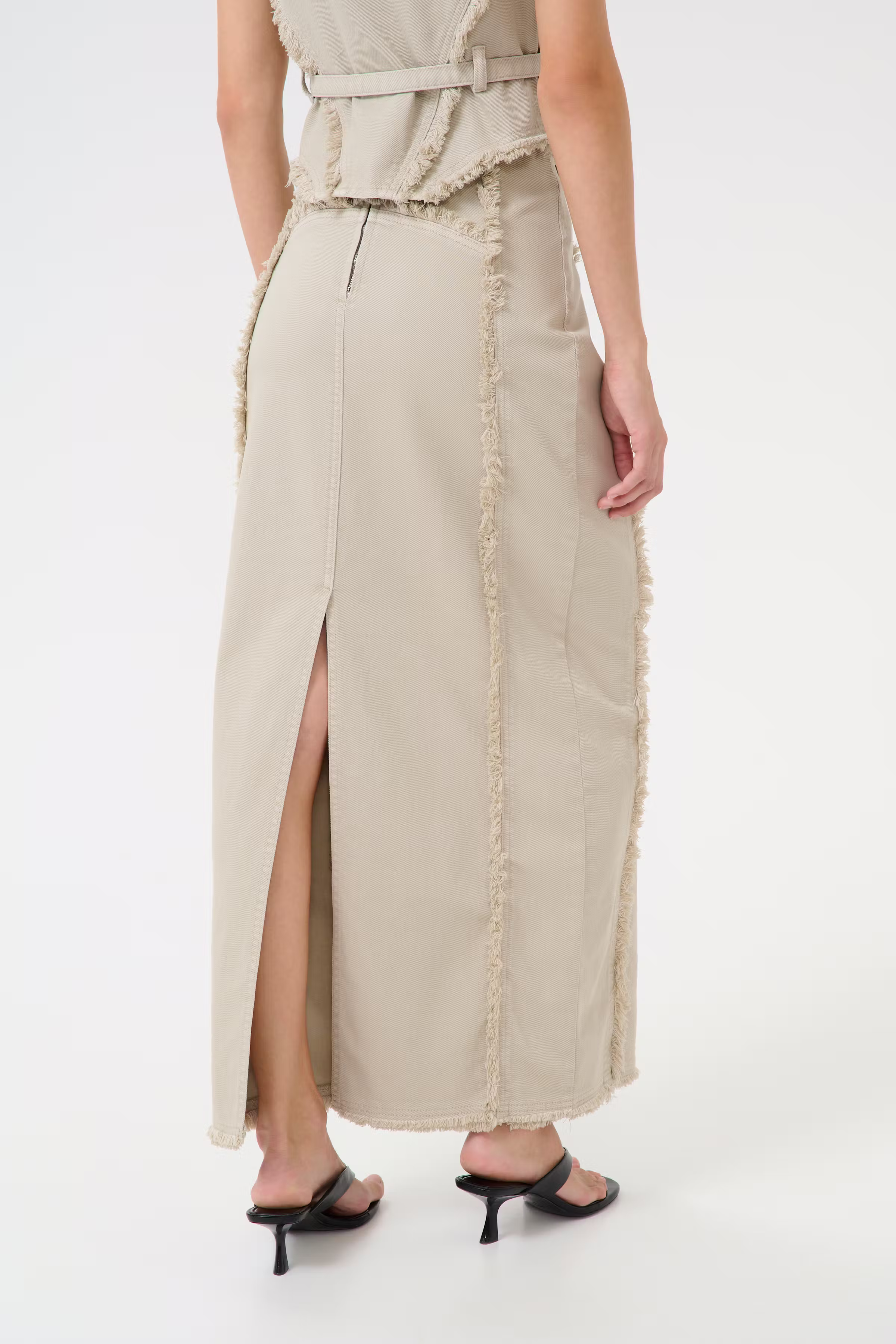 GZcatia Skirt LOOKBOOK DETAIL 10910308-107592