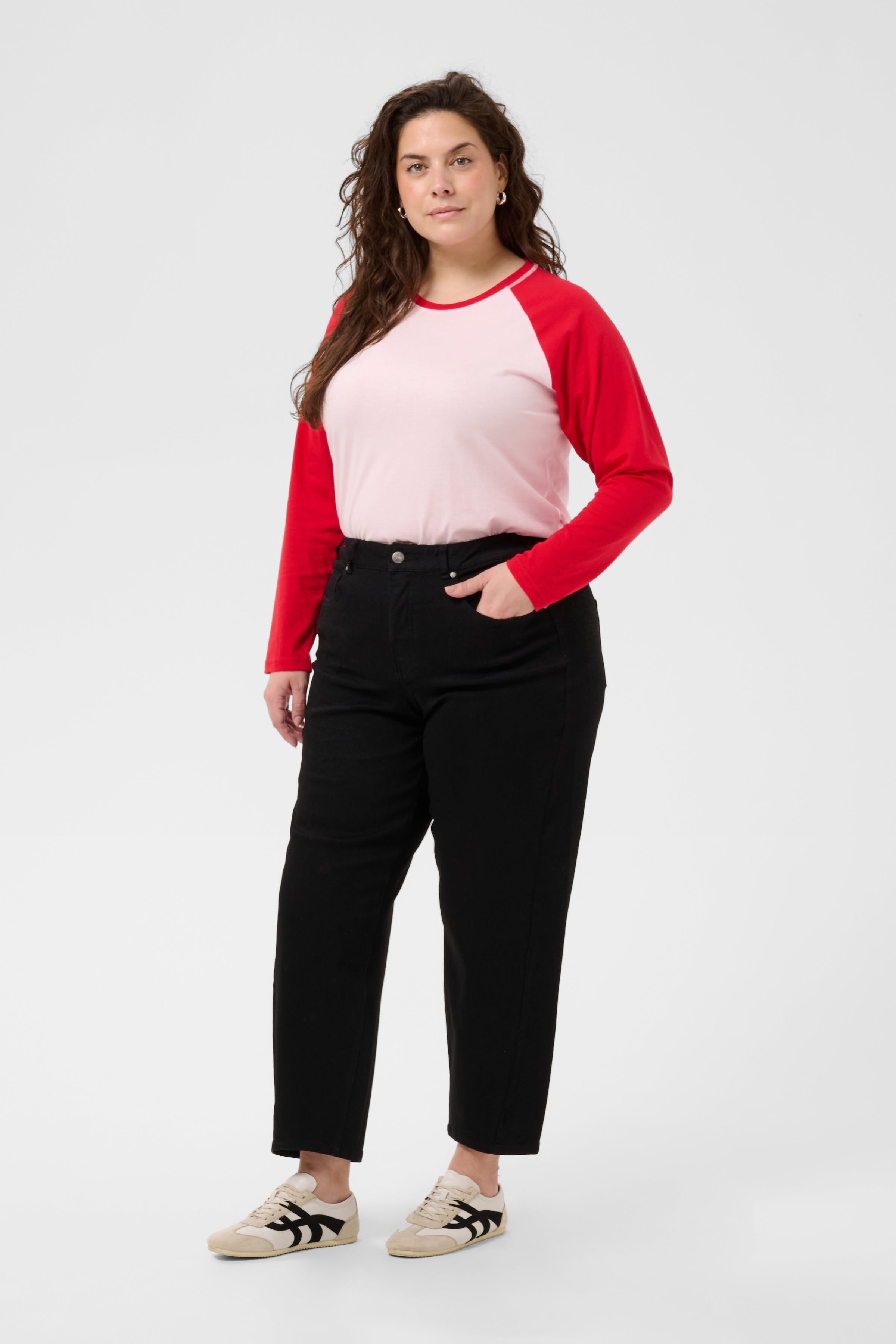 KCandrya Jeans LOOKBOOK FRONT 10584653-100121