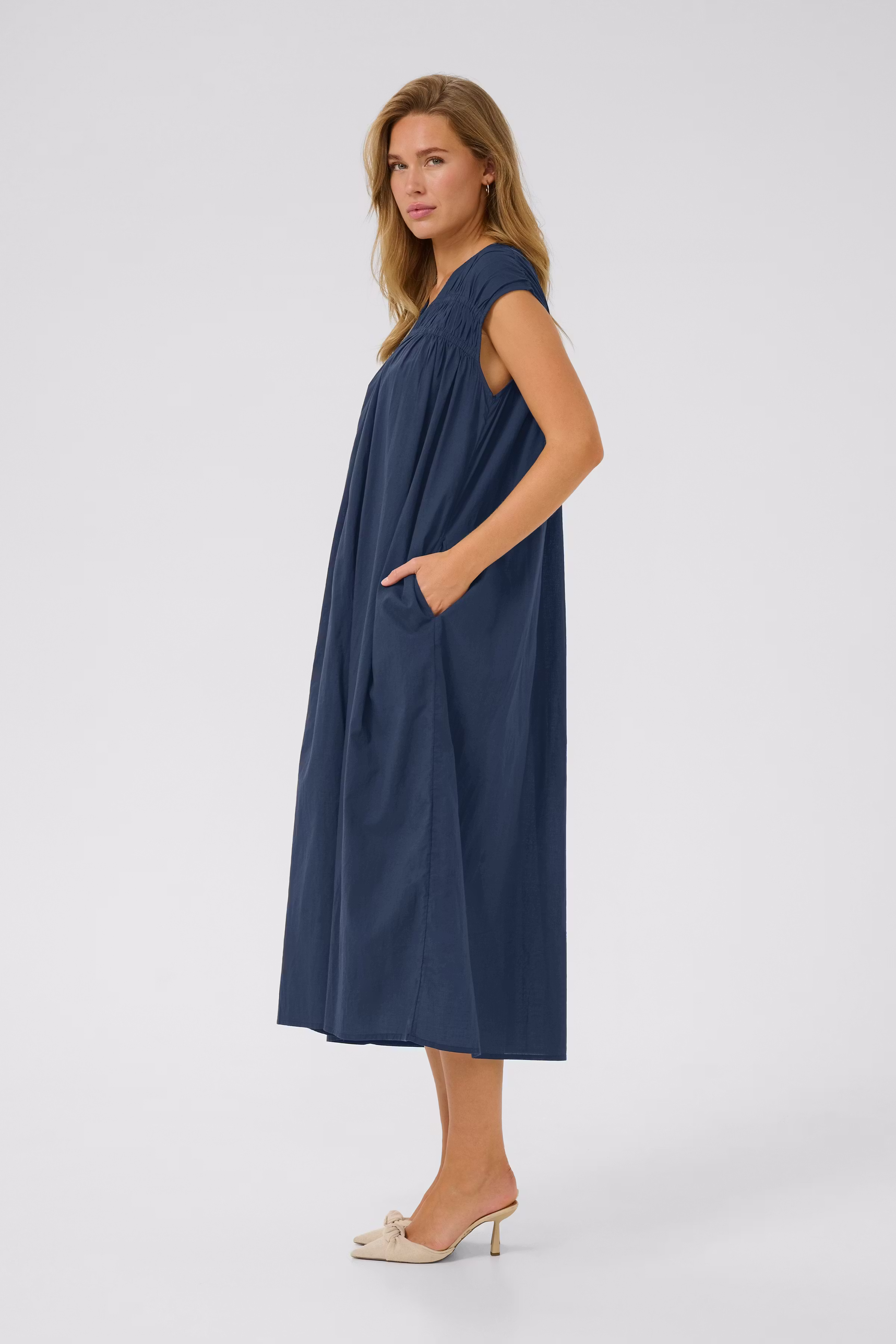 KAthua Jurk LOOKBOOK FRONT 10509988-194020