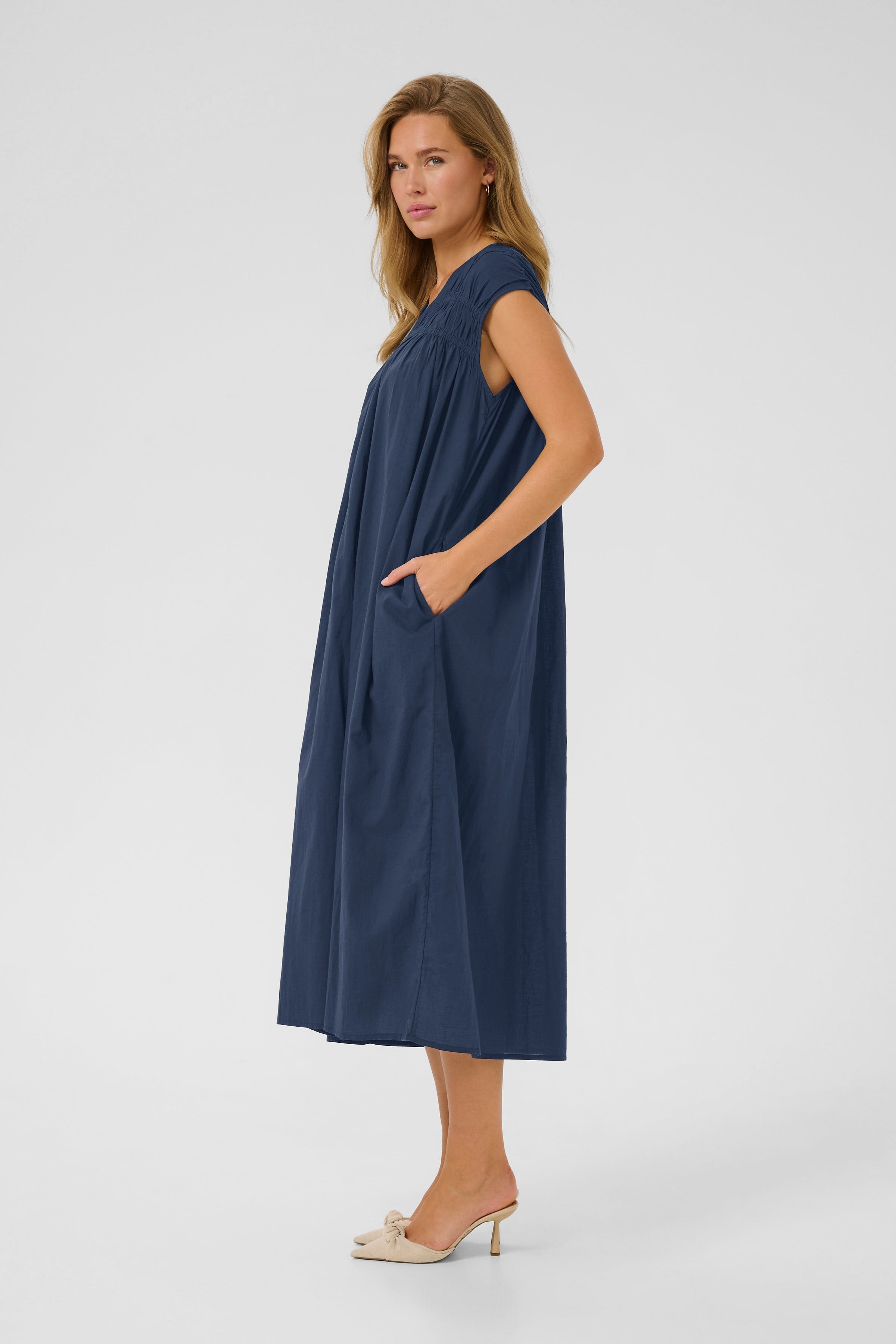 KAthua Jurk LOOKBOOK FRONT 10509988-194020