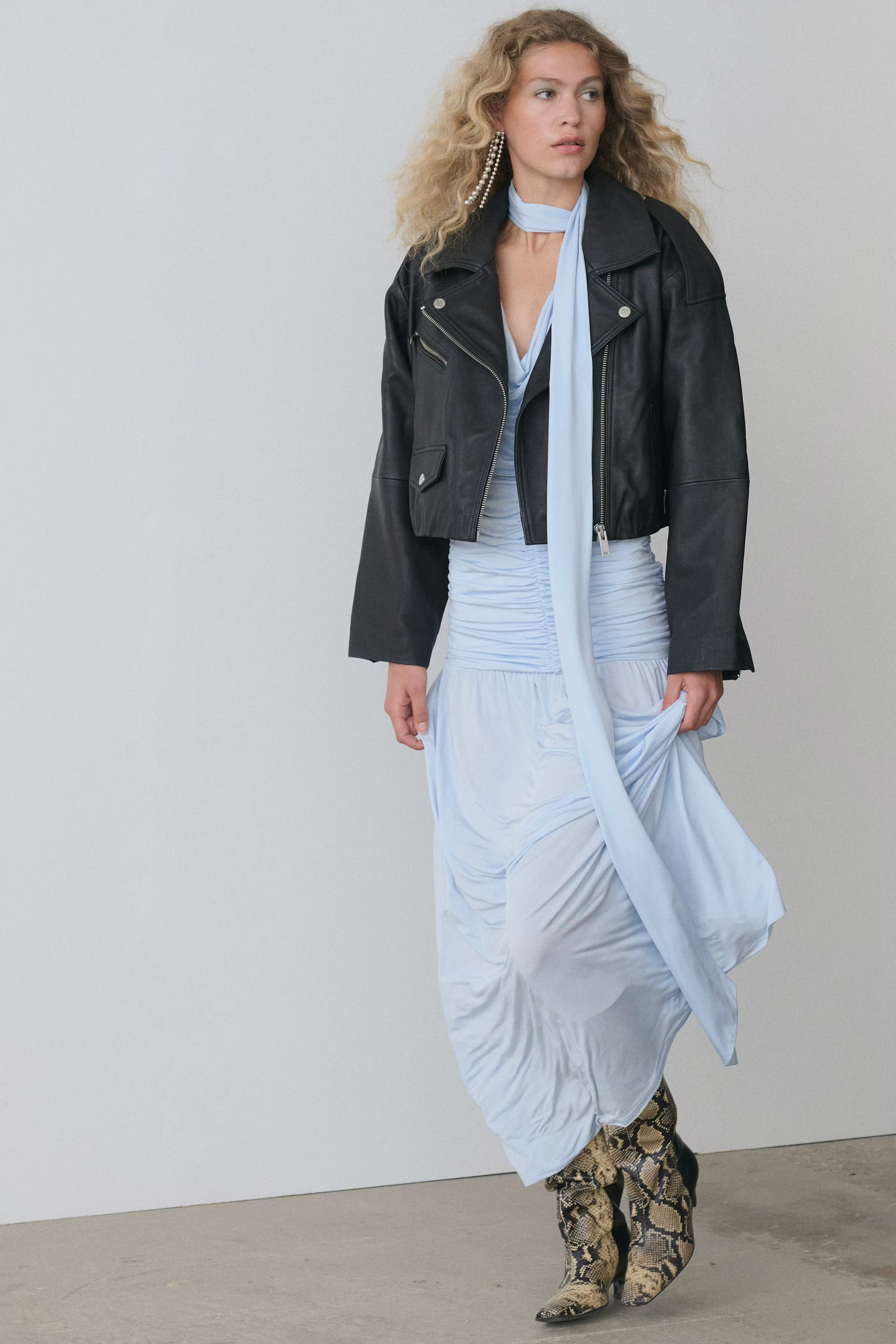 GZlaily Kleid LOCATION NONE 10911057-134016