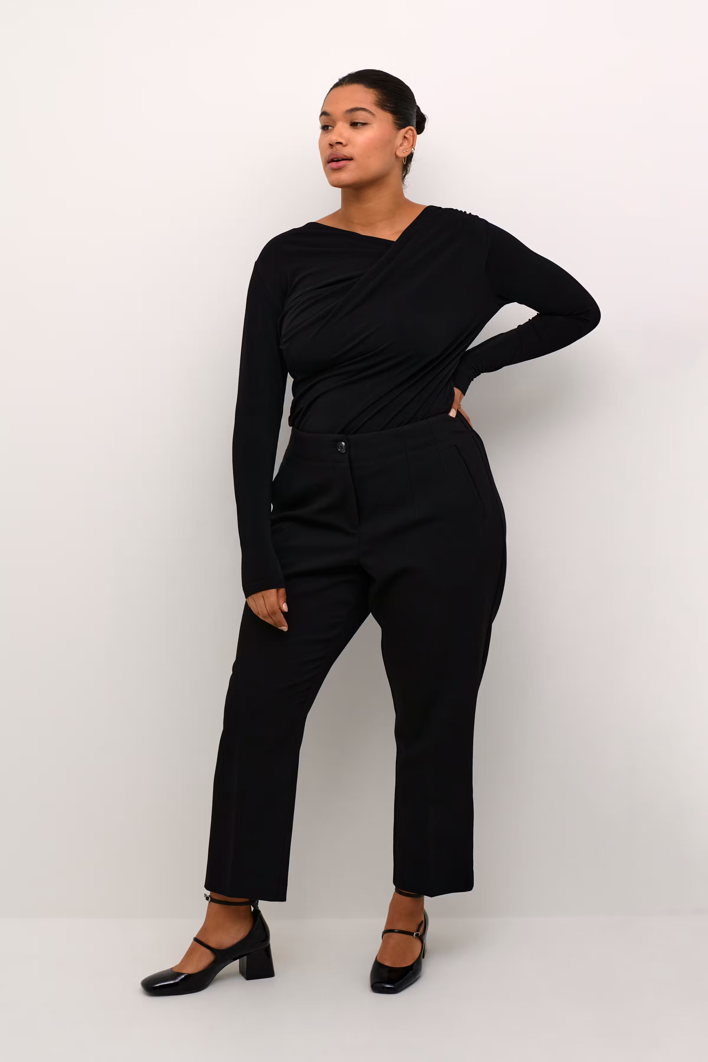 KCaidi Bluse LOOKBOOK FRONT 10582571-100121