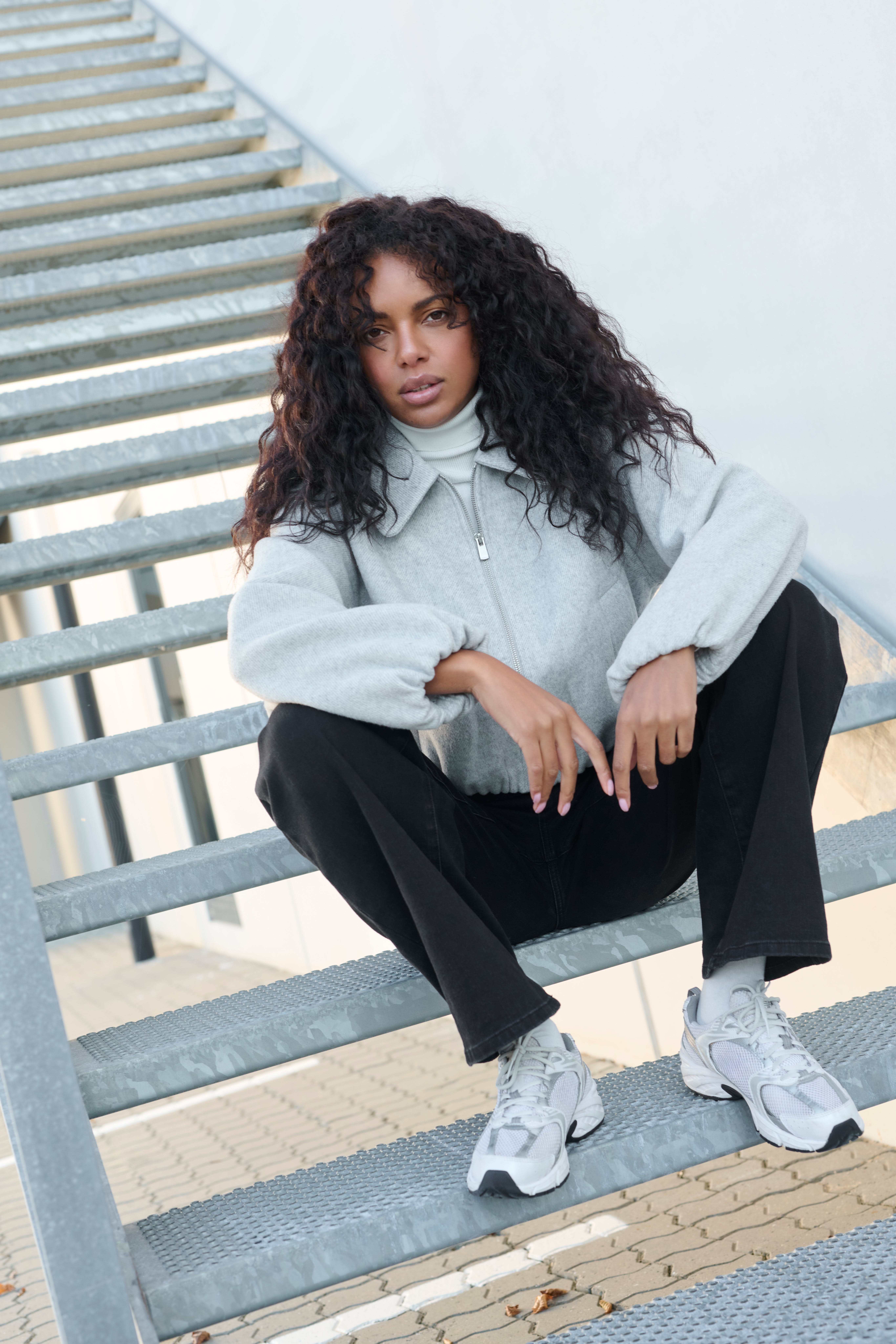 KAludovika Jas LOCATION NONE 10510197-100126