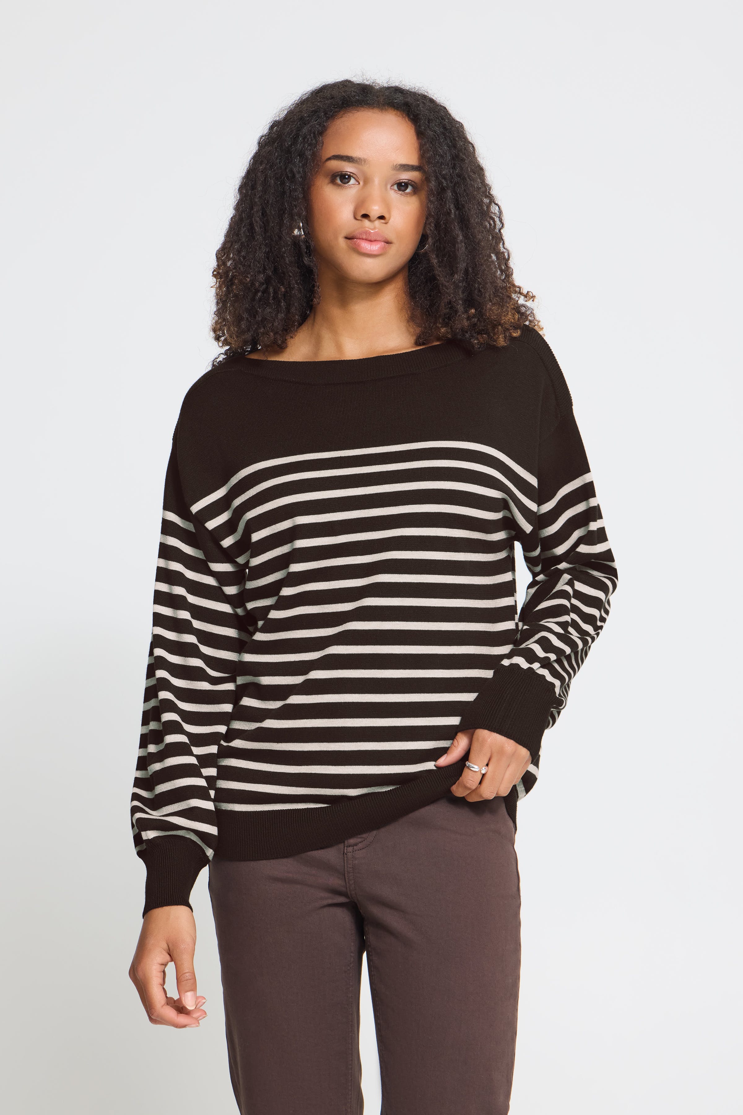 IHLULS Boat neck Pullover LOOKBOOK FRONT 20125811-900016333