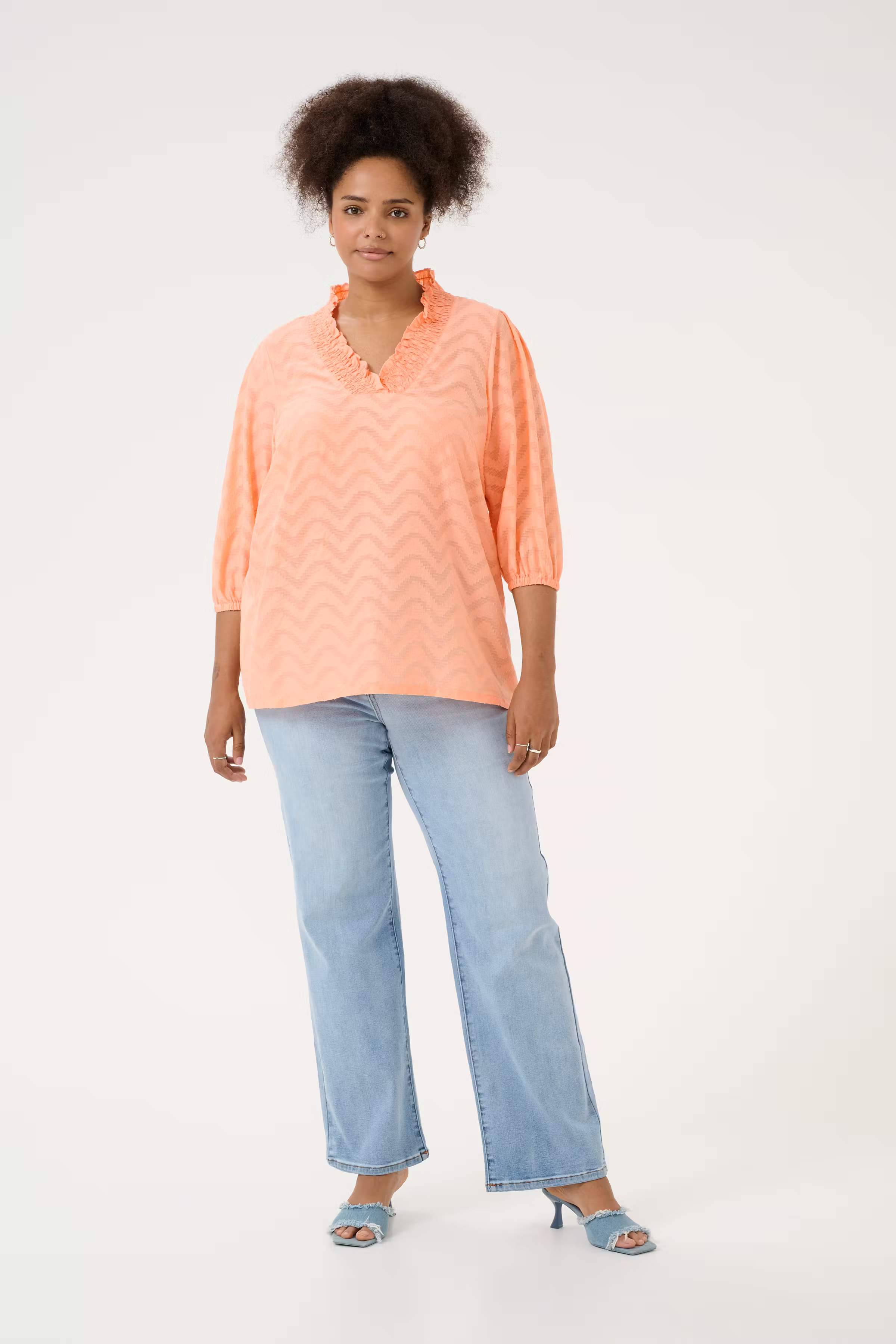 KCvitana Blouse LOOKBOOK FRONT 10583036-141228