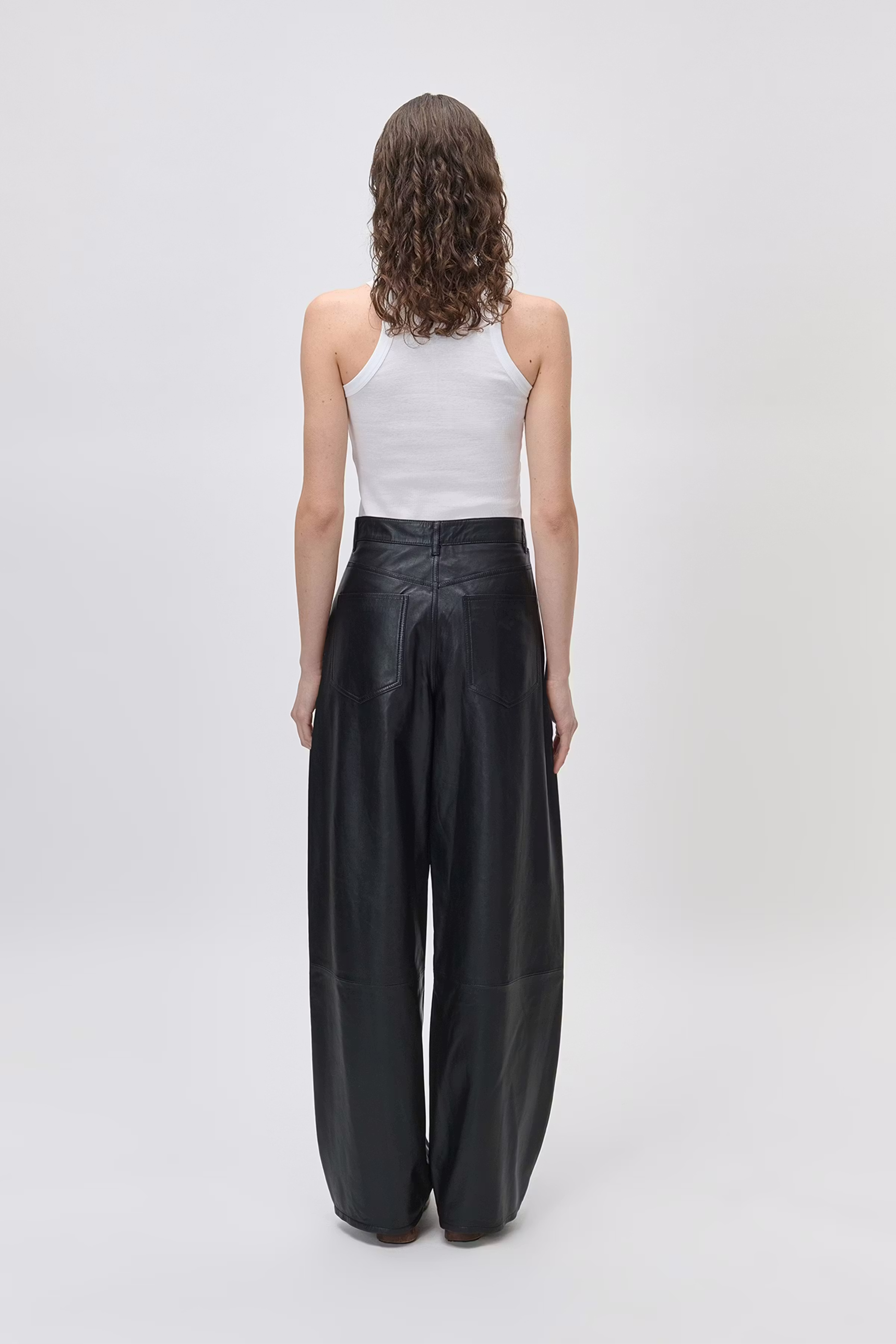 LESLIE Trousers LOOKBOOK BACK 30600691-BK999