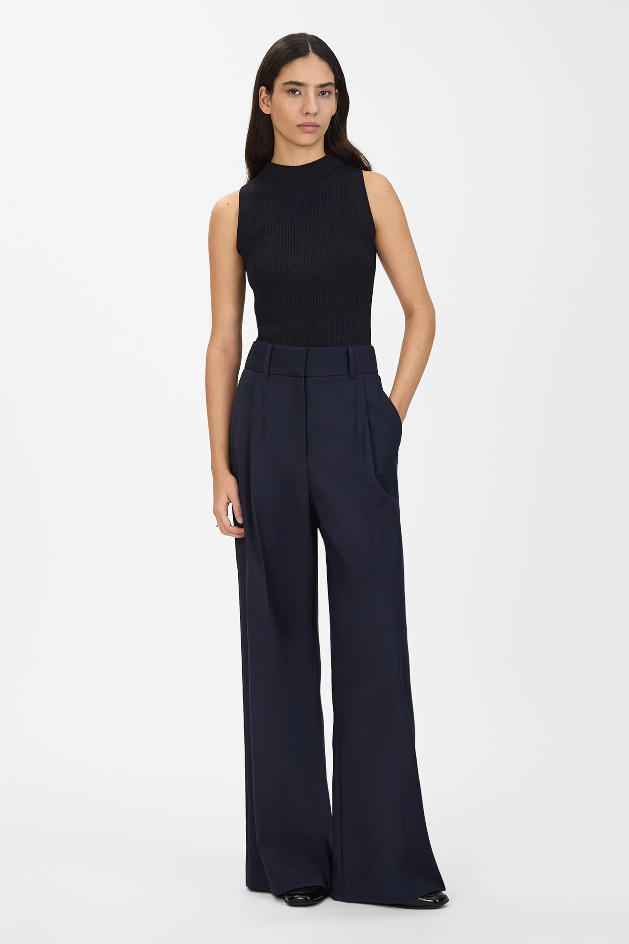 PRESCILLIA Trousers LOOKBOOK FRONT 30600616-BL899