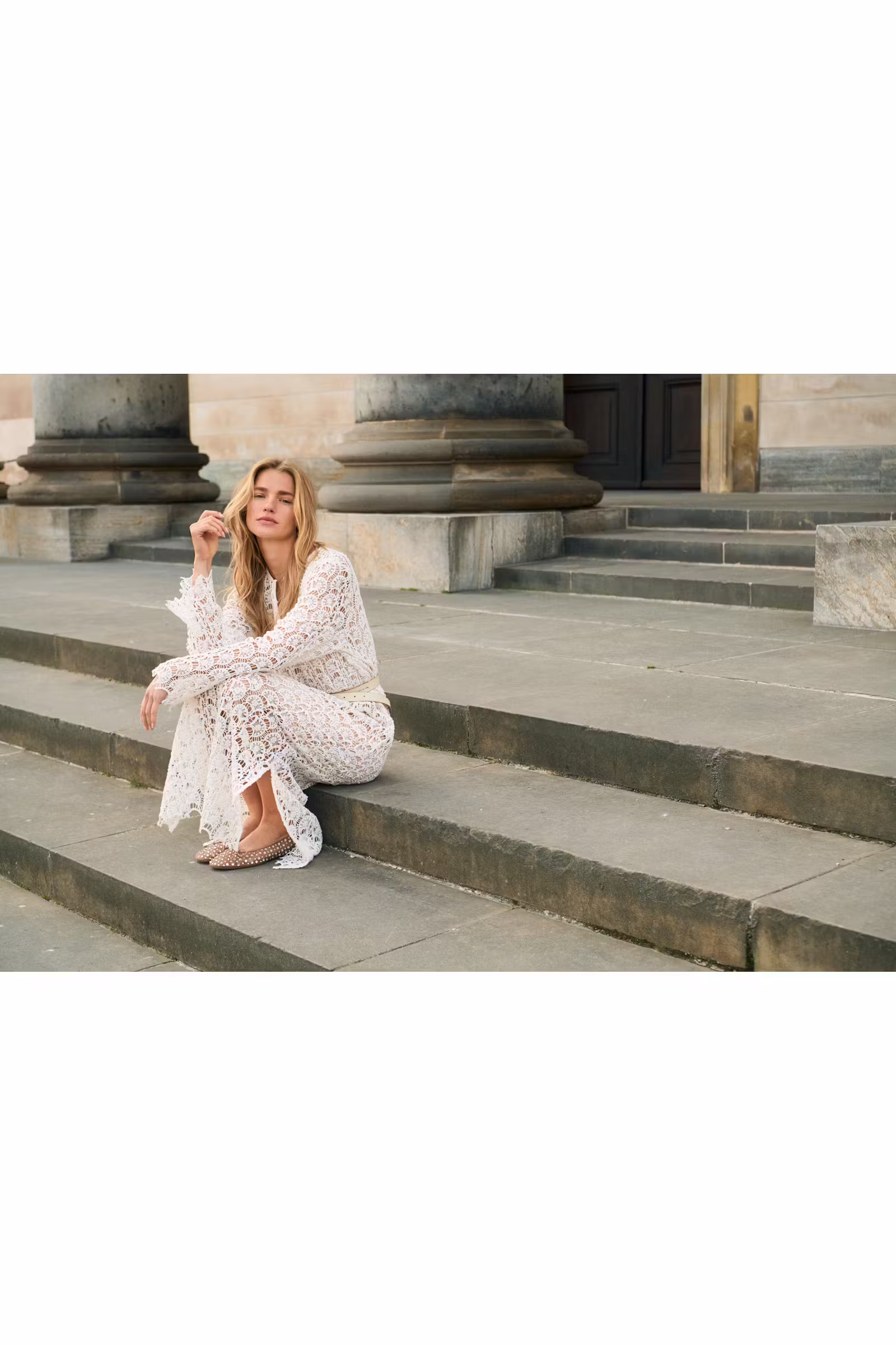 PaolaSZ Kleid LOCATION NONE 30514934-110605