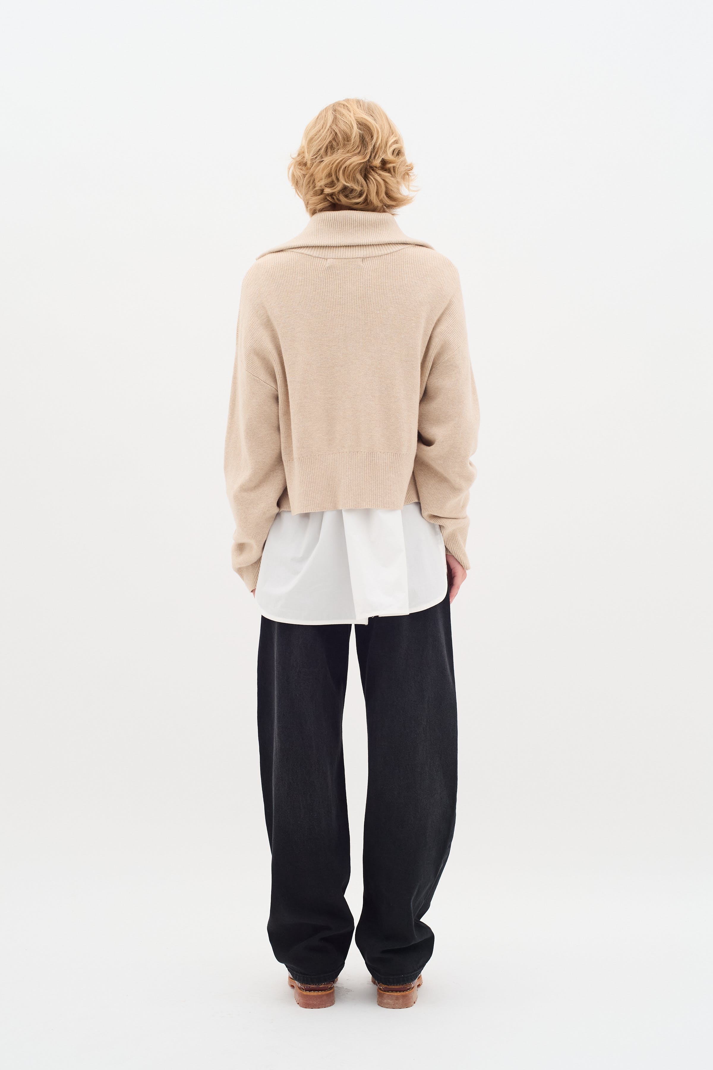 PheiIW Jeans LOOKBOOK BACK 30110653-194008