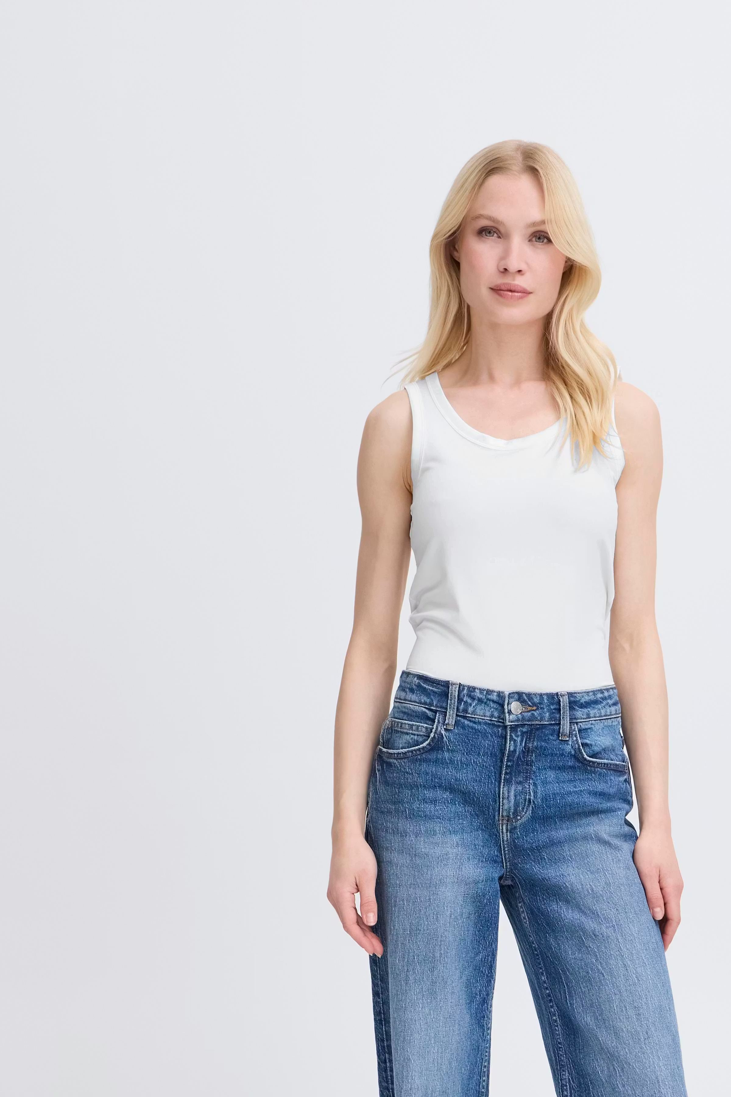 BYLANE Top LOOKBOOK FRONT 802894-80115