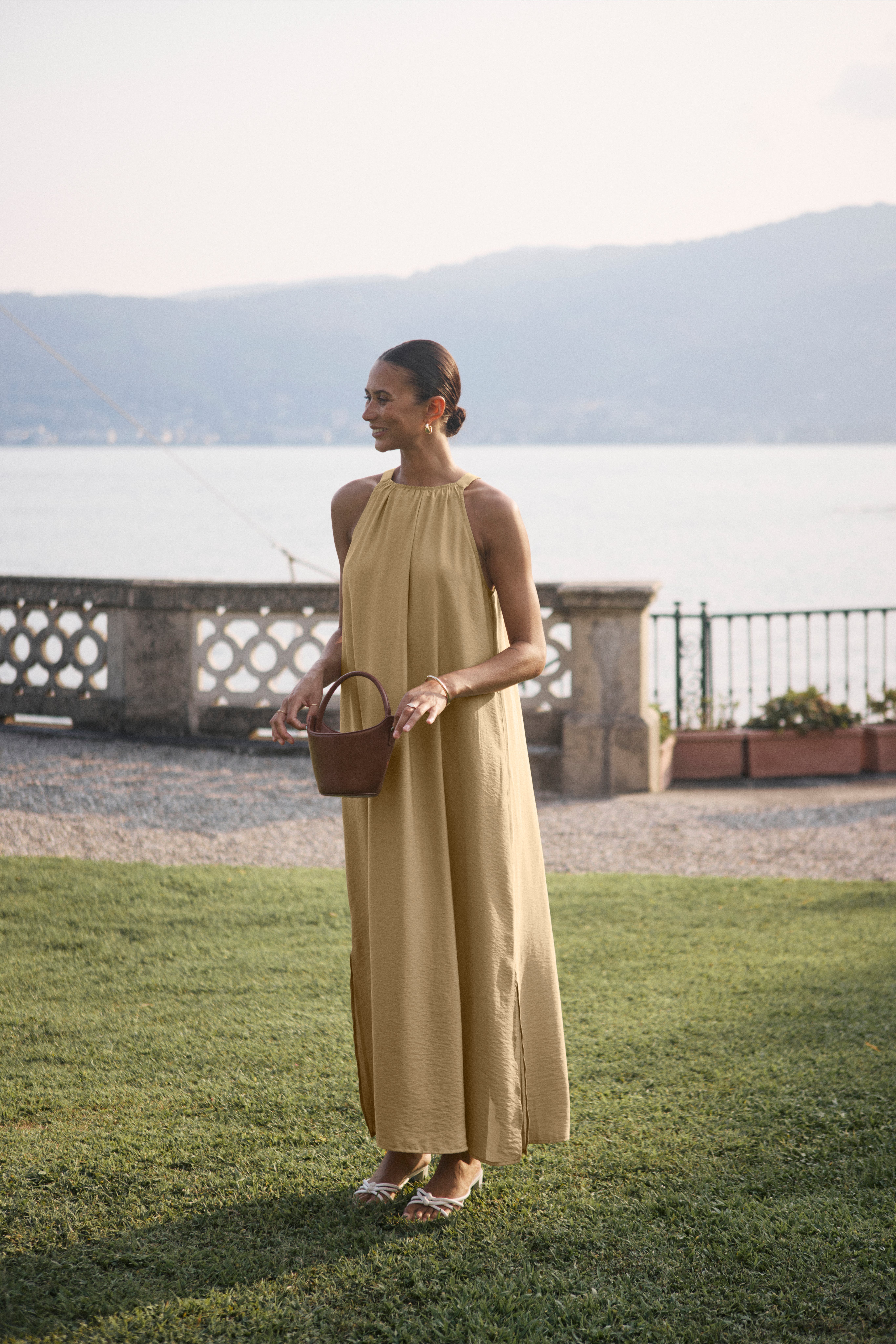 KAflorence Jurk LOCATION NONE 10510047-161120