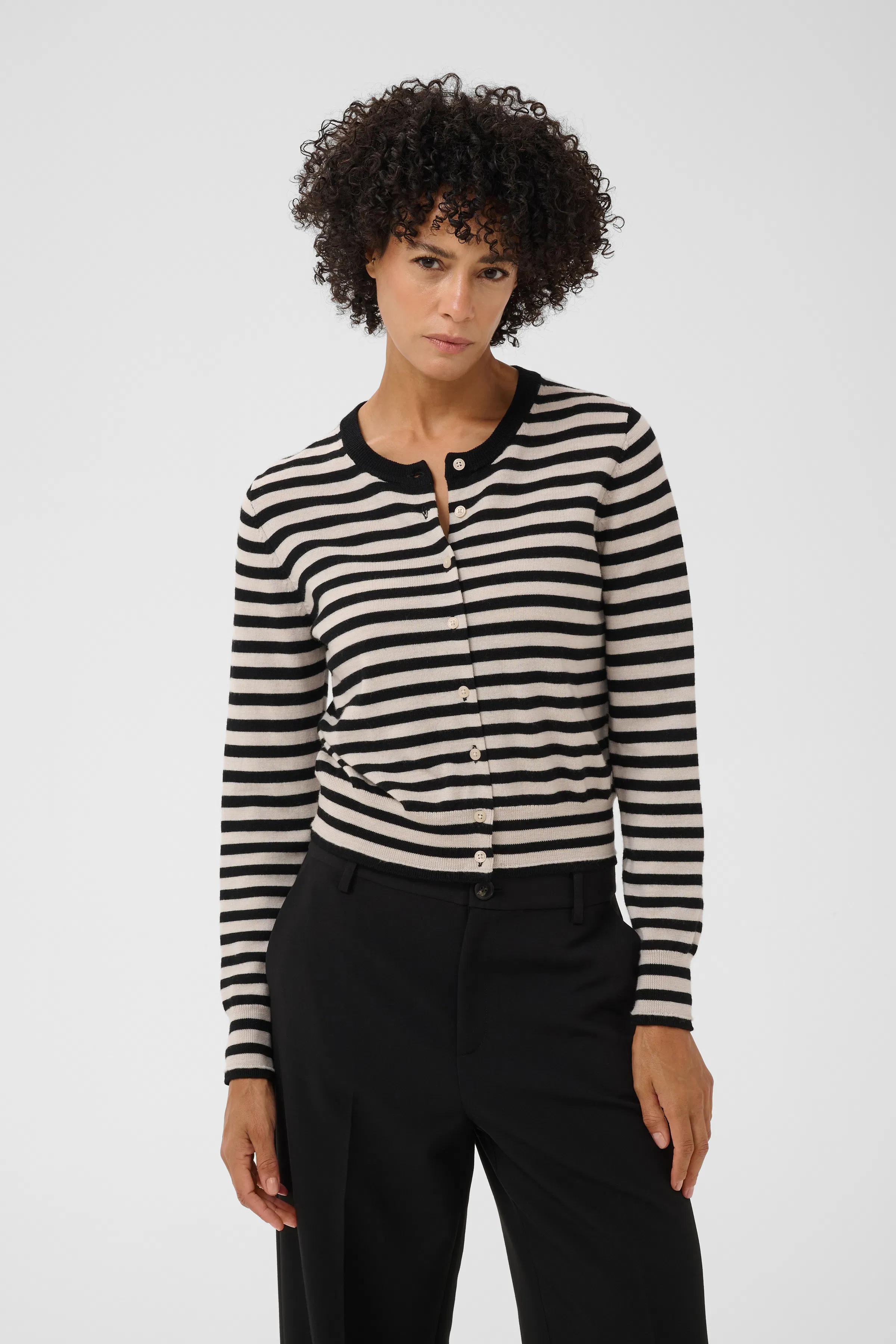 NoelaniPW Cardigan LOOKBOOK FRONT 30309793-304025