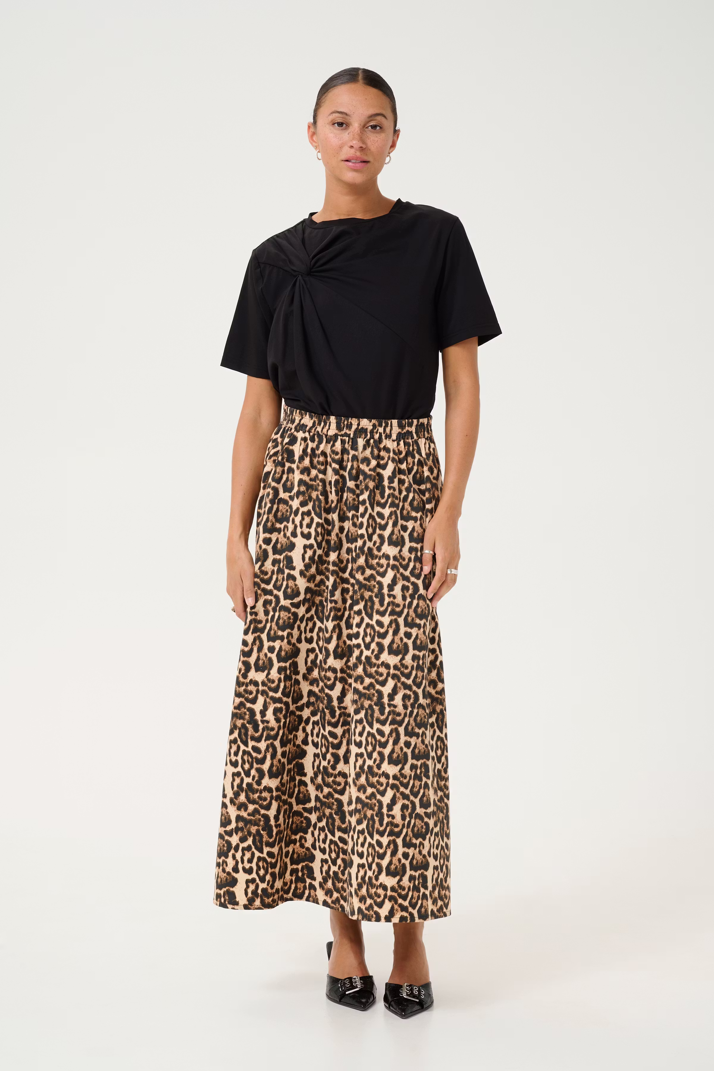 KAeloise T-shirt LOOKBOOK FRONT 10509656-100121